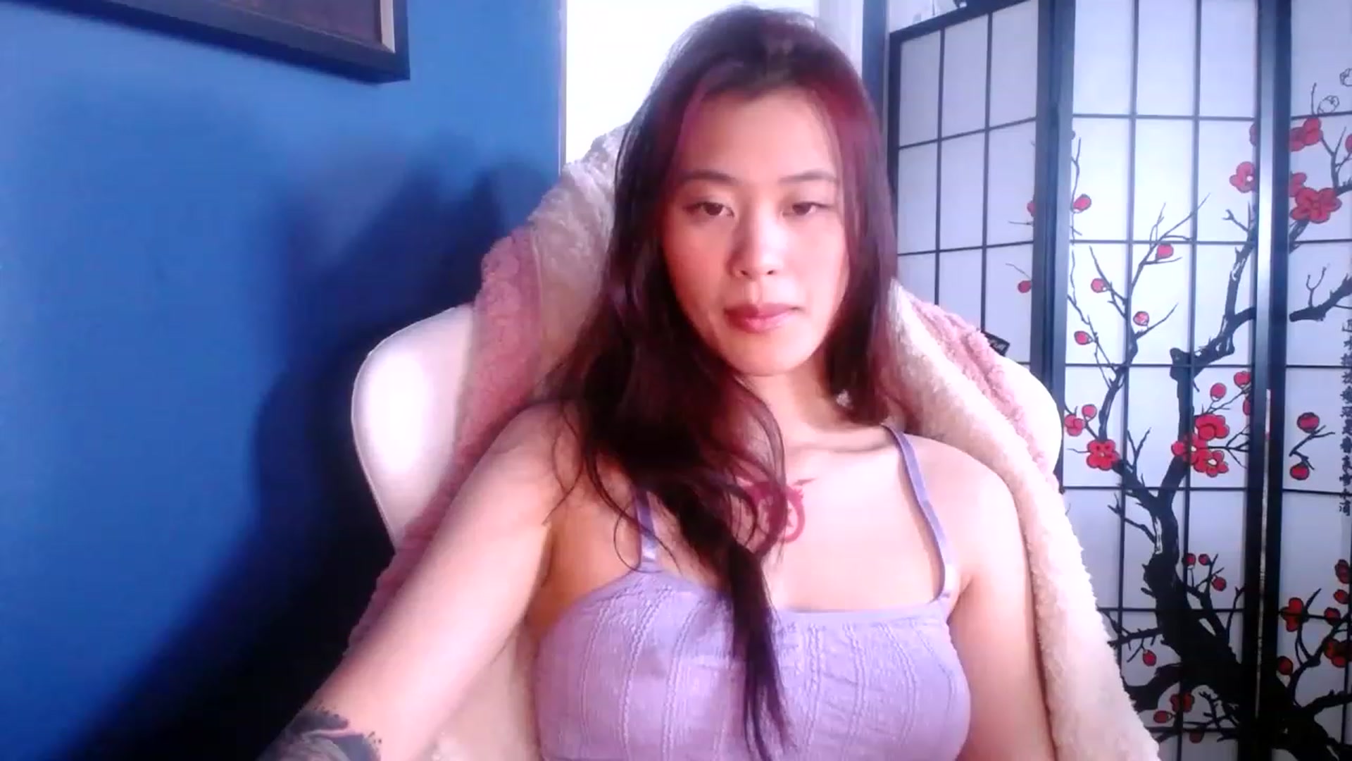 Gallery image thumbnail from BabyMoonCakes's myfreecams stream on, 03/01/2023, 18:19 image 5 of 20