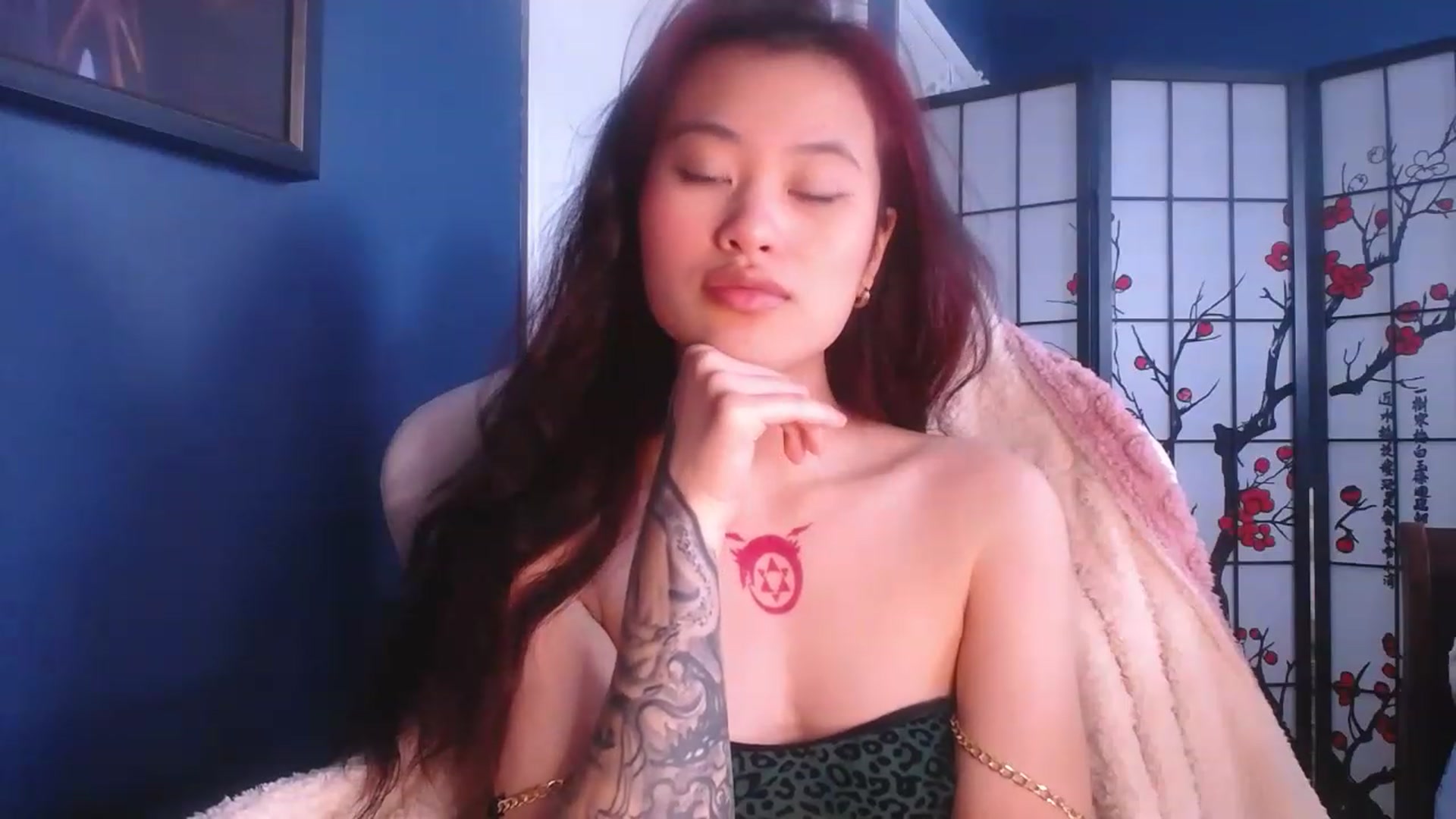 Gallery image thumbnail from BabyMoonCakes's myfreecams stream on, 03/06/2023, 18:26 image 14 of 20