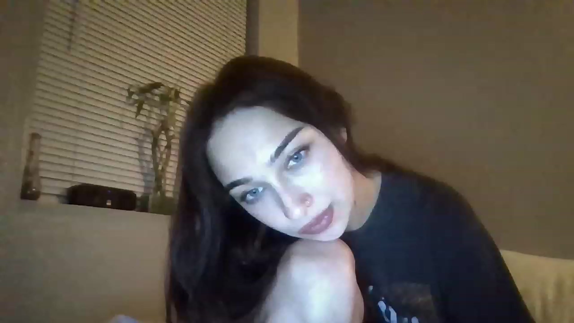 Gallery image thumbnail from BabyRain444's myfreecams stream on, 04/27/2023, 05:08 image 20 of 20