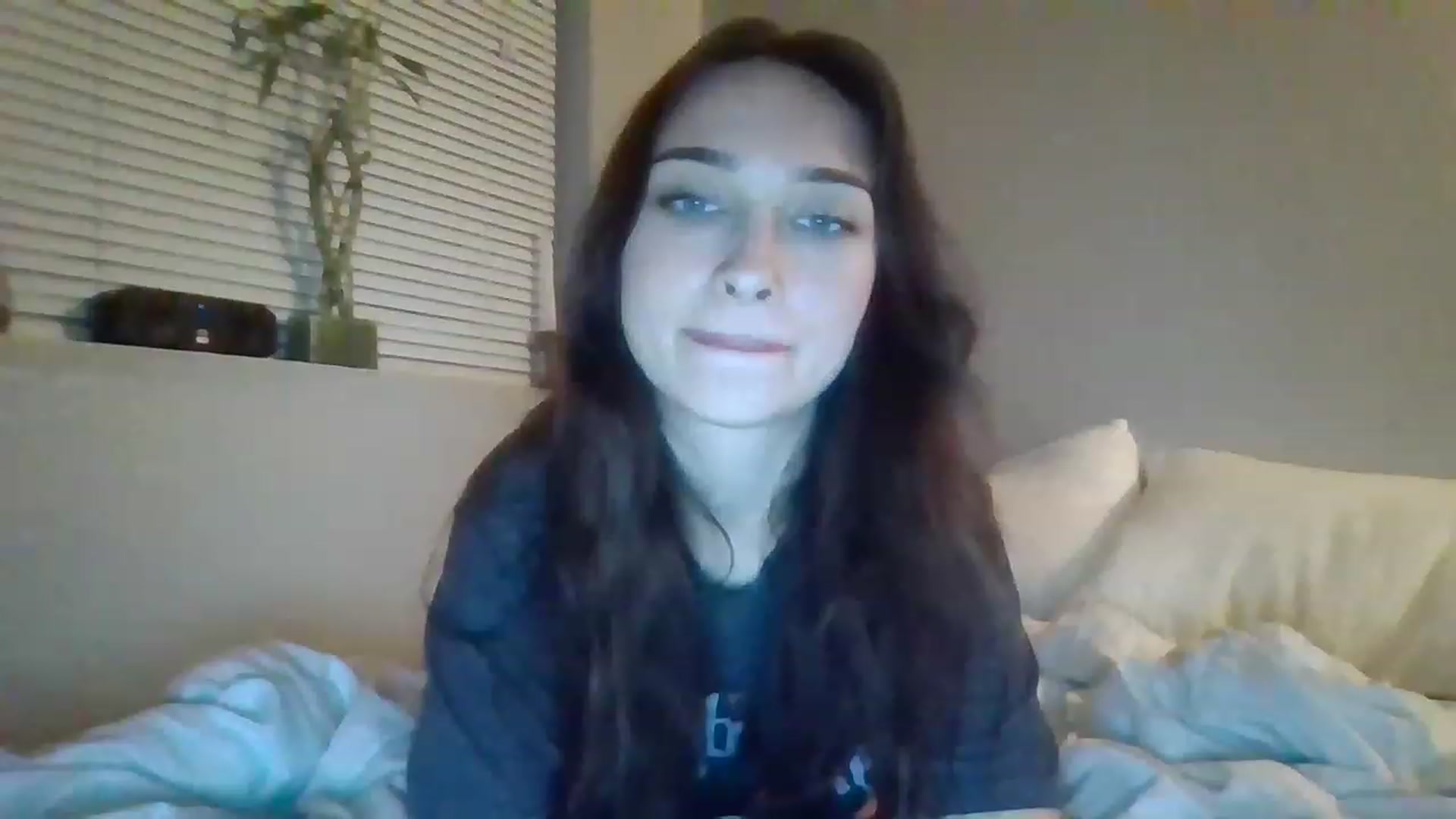 Gallery image thumbnail from BabyRain444's myfreecams stream on, 04/27/2023, 05:08 image 8 of 20
