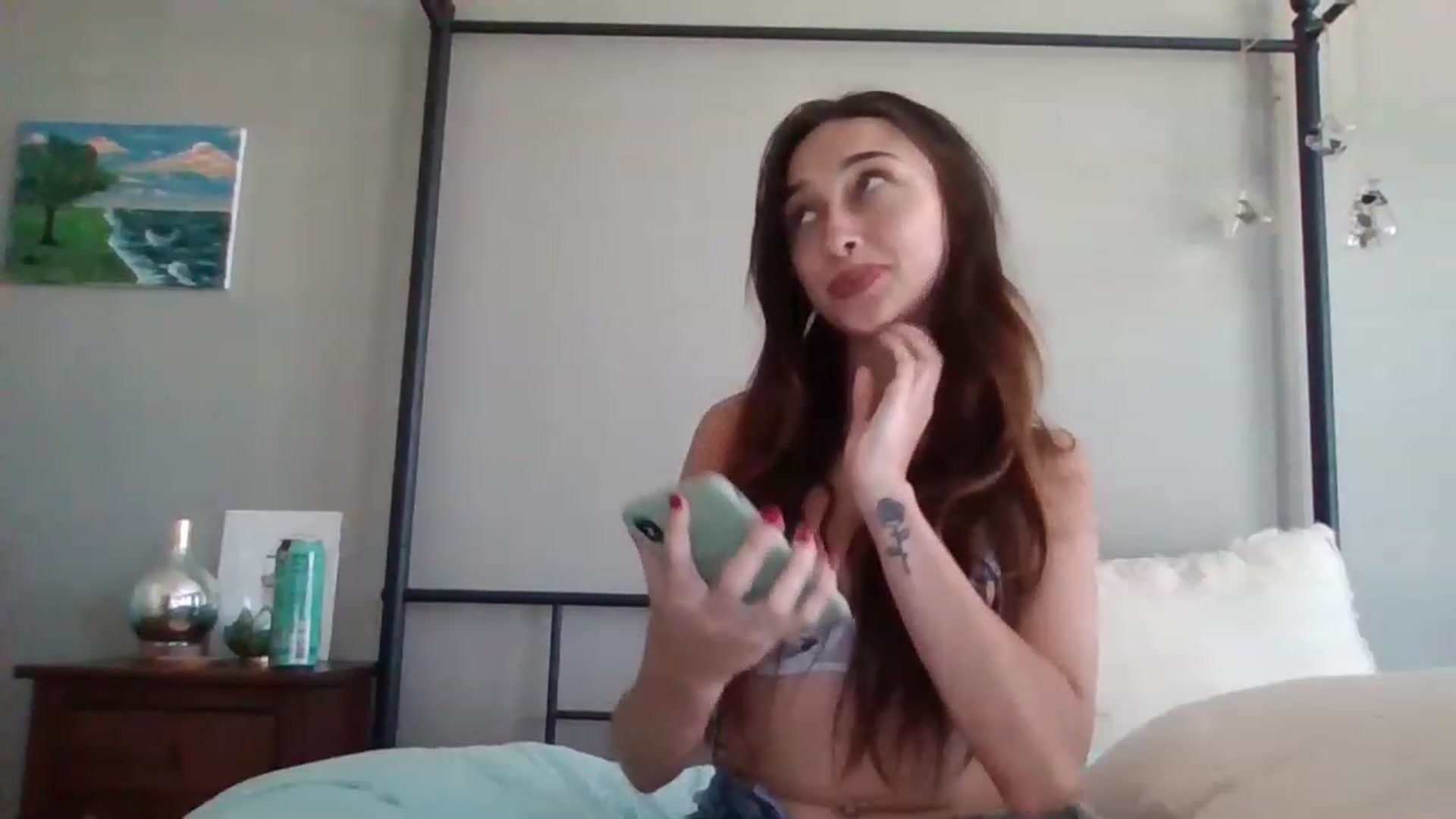 Gallery image thumbnail from BabyRain444's myfreecams stream on, 06/27/2023, 22:30 image 10 of 20