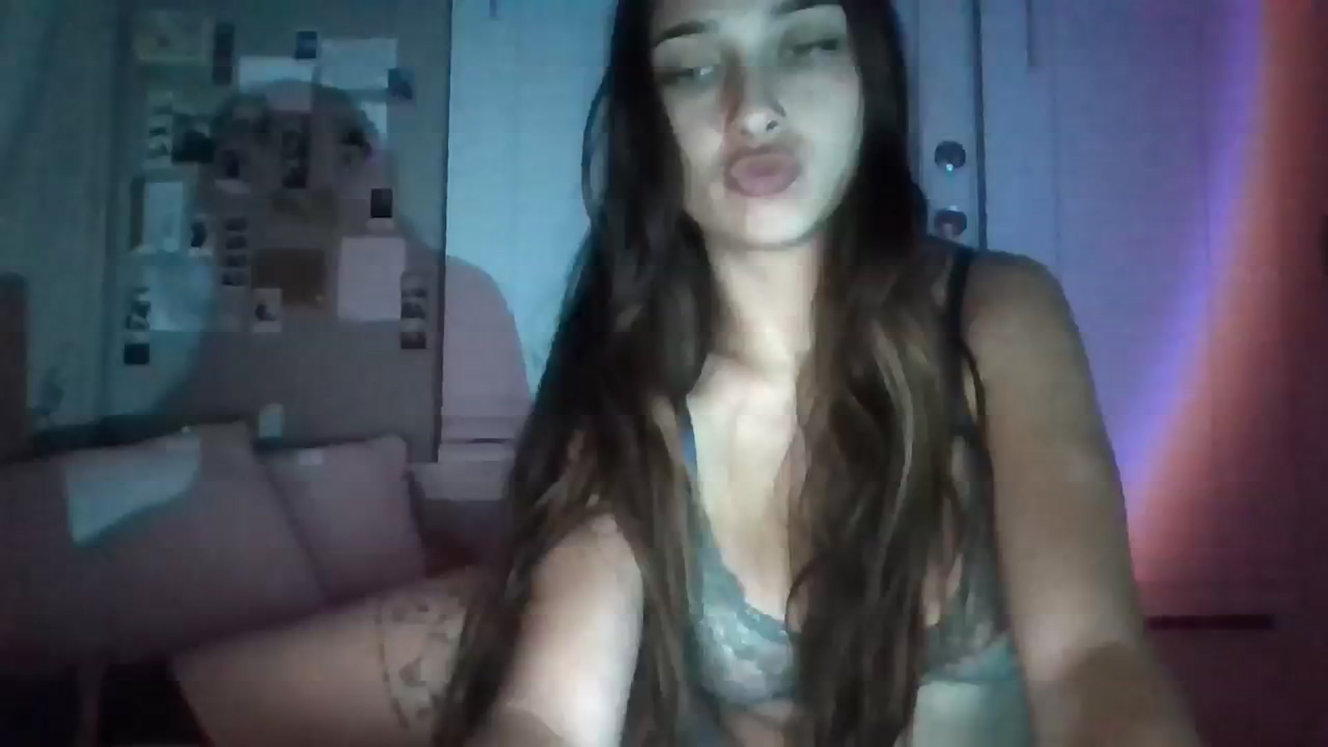 Gallery image thumbnail from BabyRain444's myfreecams stream on, 08/17/2023, 06:39 image 11 of 20