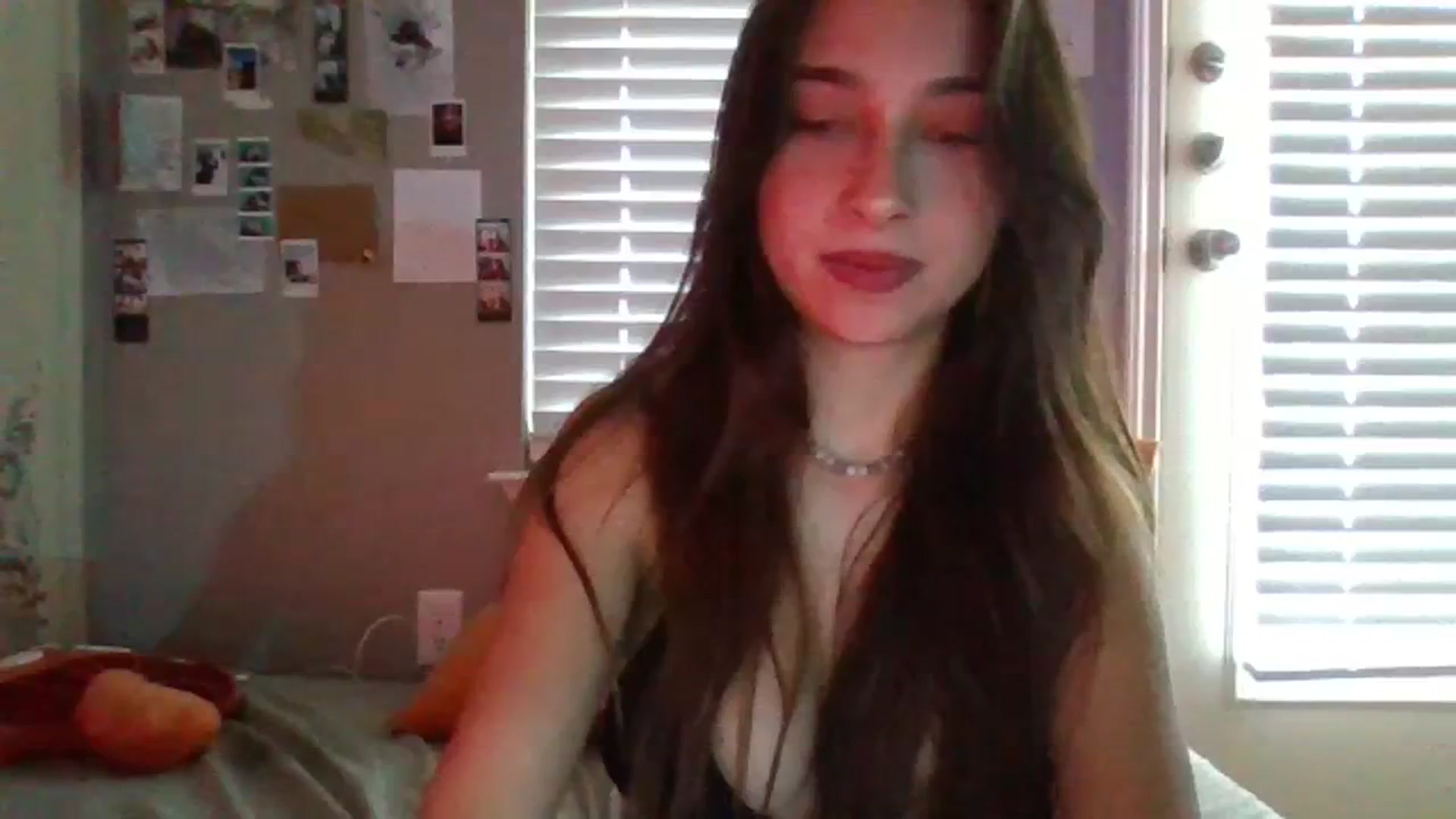 Gallery image thumbnail from BabyRain444's myfreecams stream on, 09/12/2023, 23:01 image 18 of 20