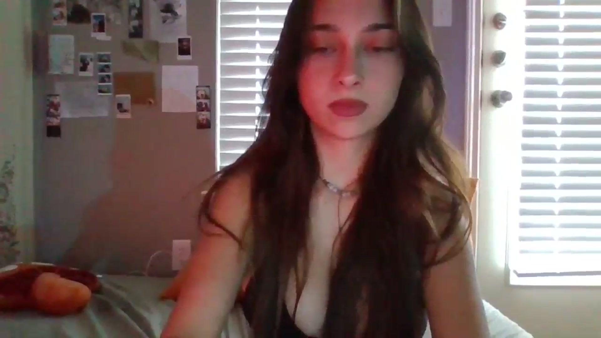 Gallery image thumbnail from BabyRain444's myfreecams stream on, 09/12/2023, 23:01 image 16 of 20