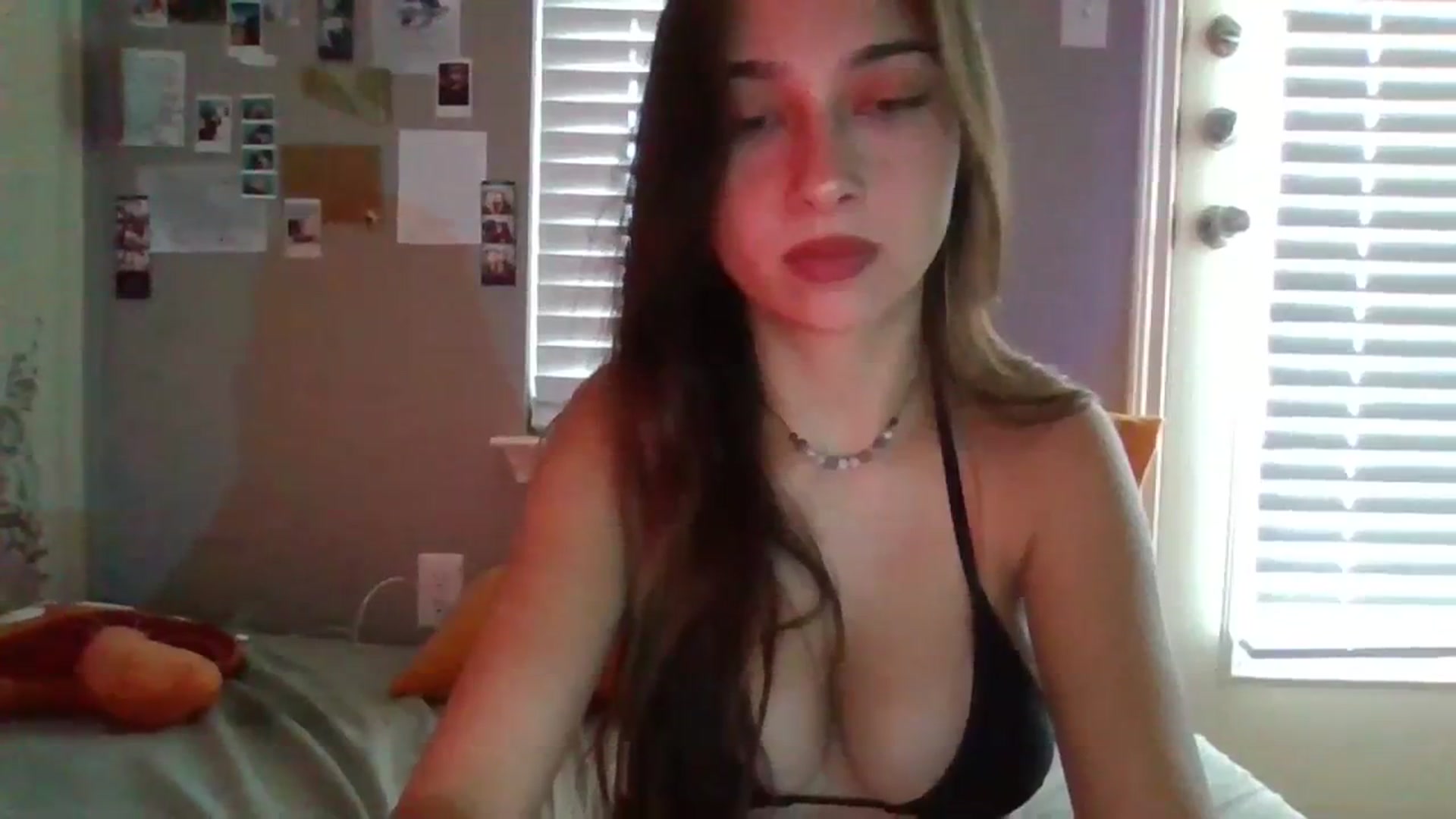 Gallery image thumbnail from BabyRain444's myfreecams stream on, 09/12/2023, 23:01 image 4 of 20