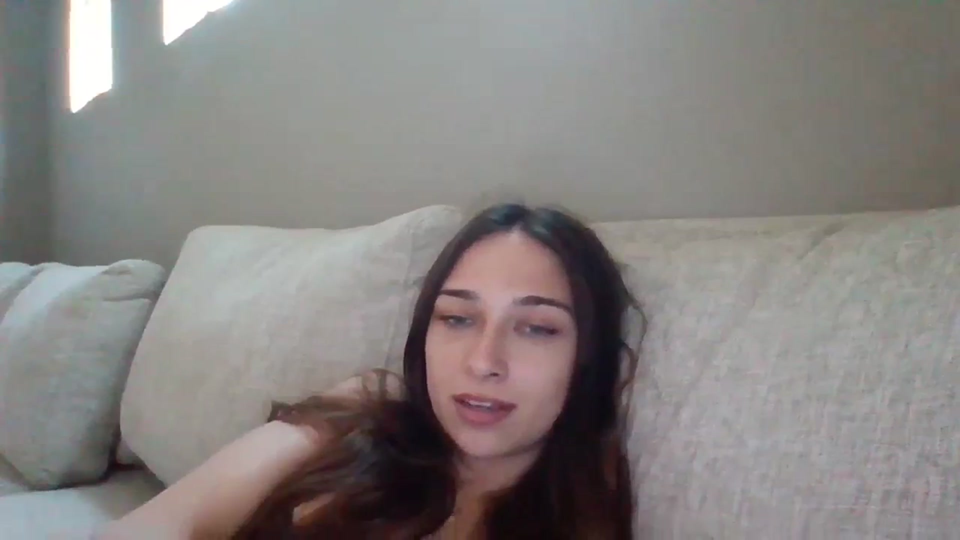 Gallery image thumbnail from BabyRain444's myfreecams stream on, 09/28/2023, 17:29 image 9 of 20