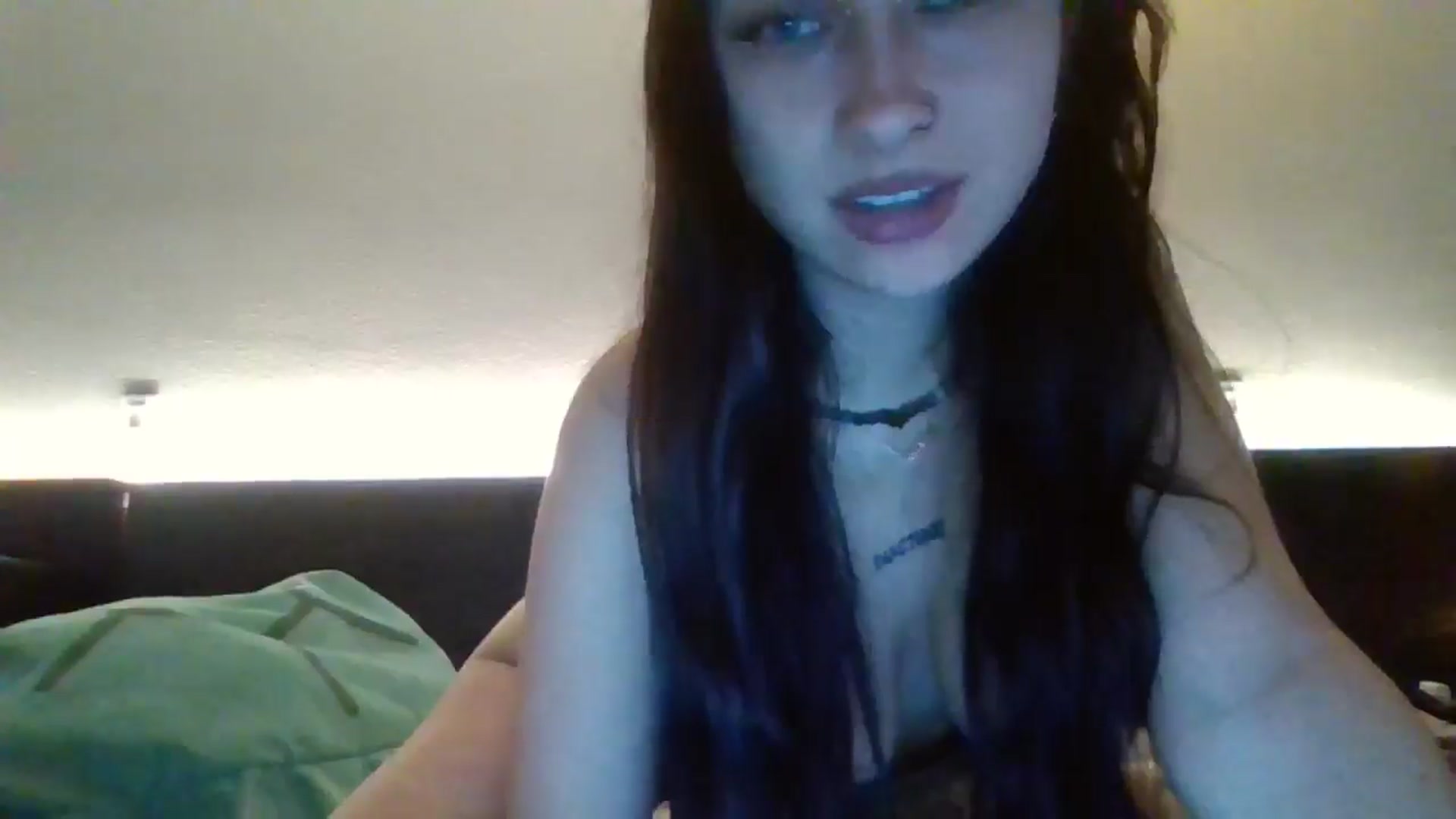 Gallery image thumbnail from BabyRain444's myfreecams stream on, 10/20/2024, 18:55 image 18 of 20
