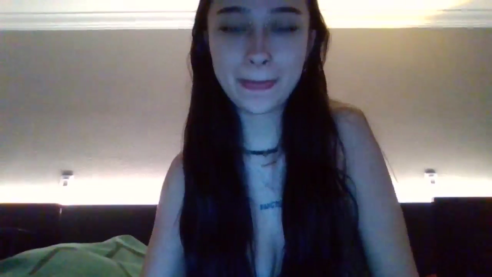Gallery image thumbnail from BabyRain444's myfreecams stream on, 10/20/2024, 18:55 image 14 of 20