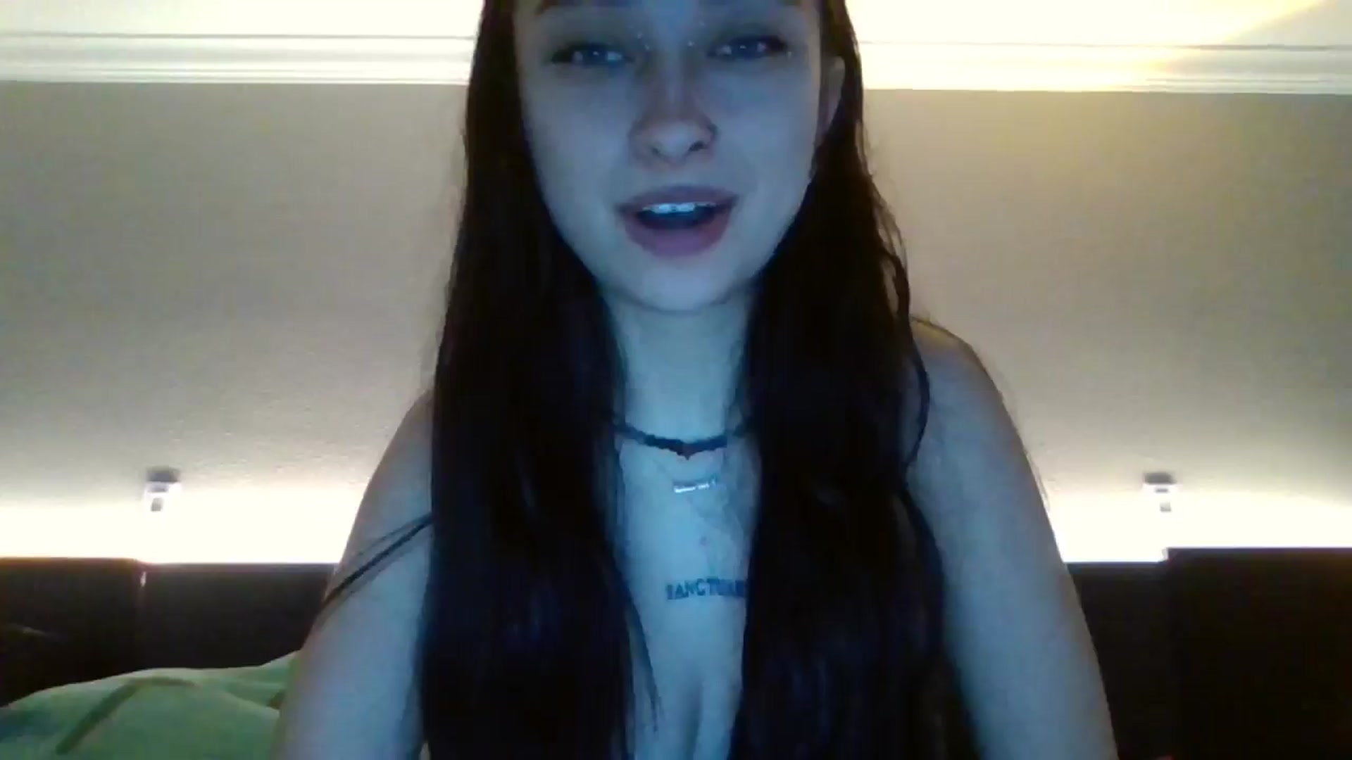 Gallery image thumbnail from BabyRain444's myfreecams stream on, 10/20/2024, 18:55 image 13 of 20