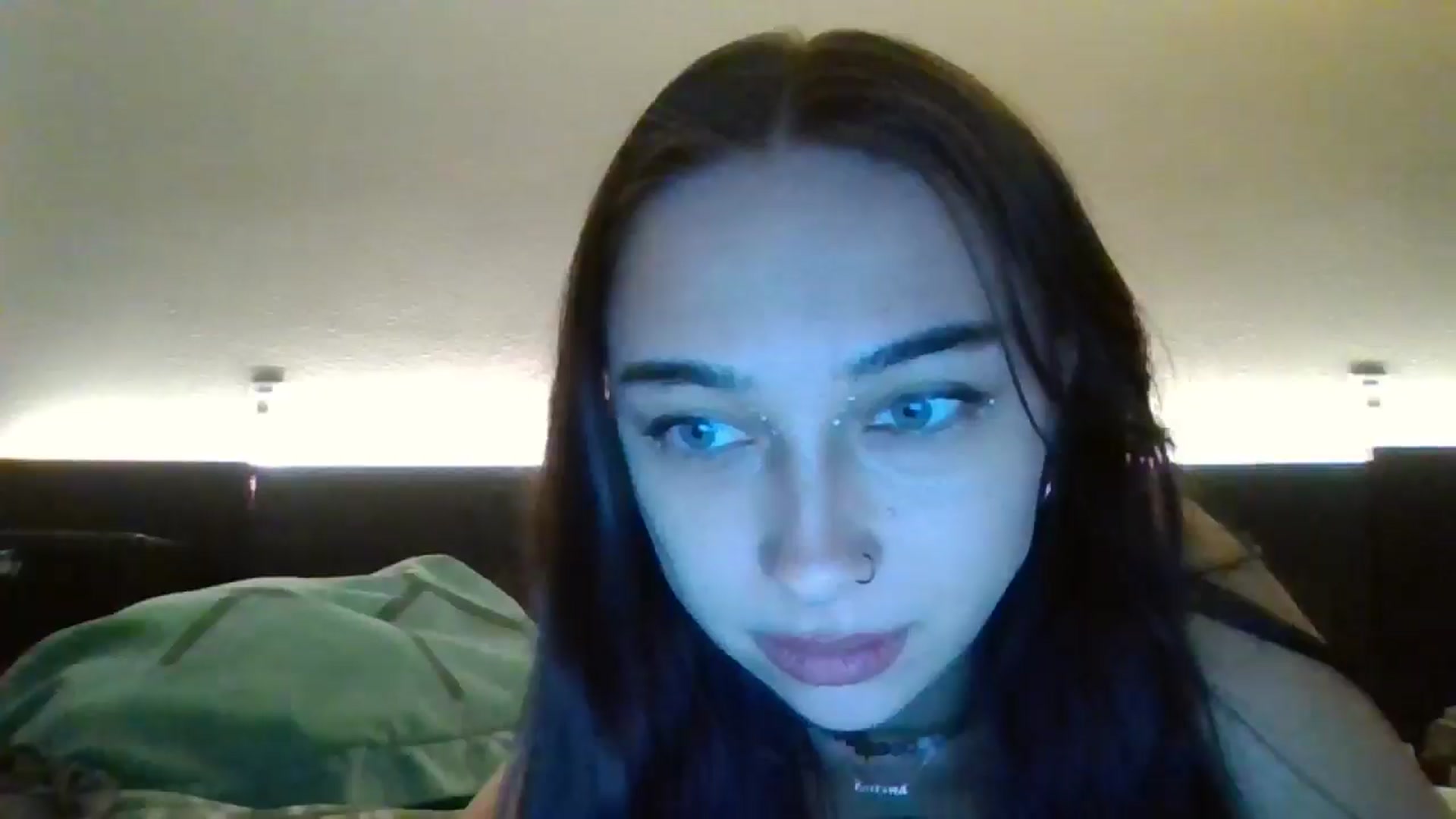Gallery image thumbnail from BabyRain444's myfreecams stream on, 10/20/2024, 18:55 image 19 of 20