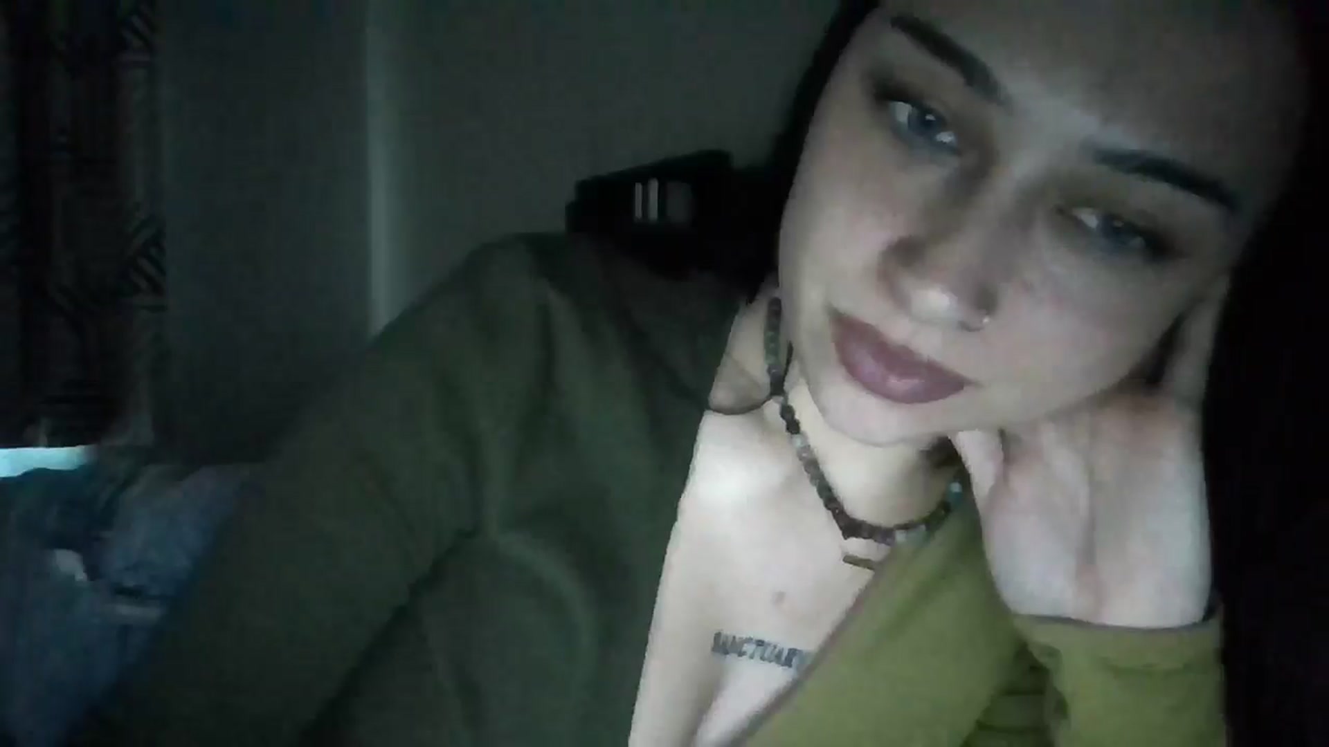 Gallery image thumbnail from BabyRain444's myfreecams stream on, 10/27/2024, 24:12 image 18 of 20