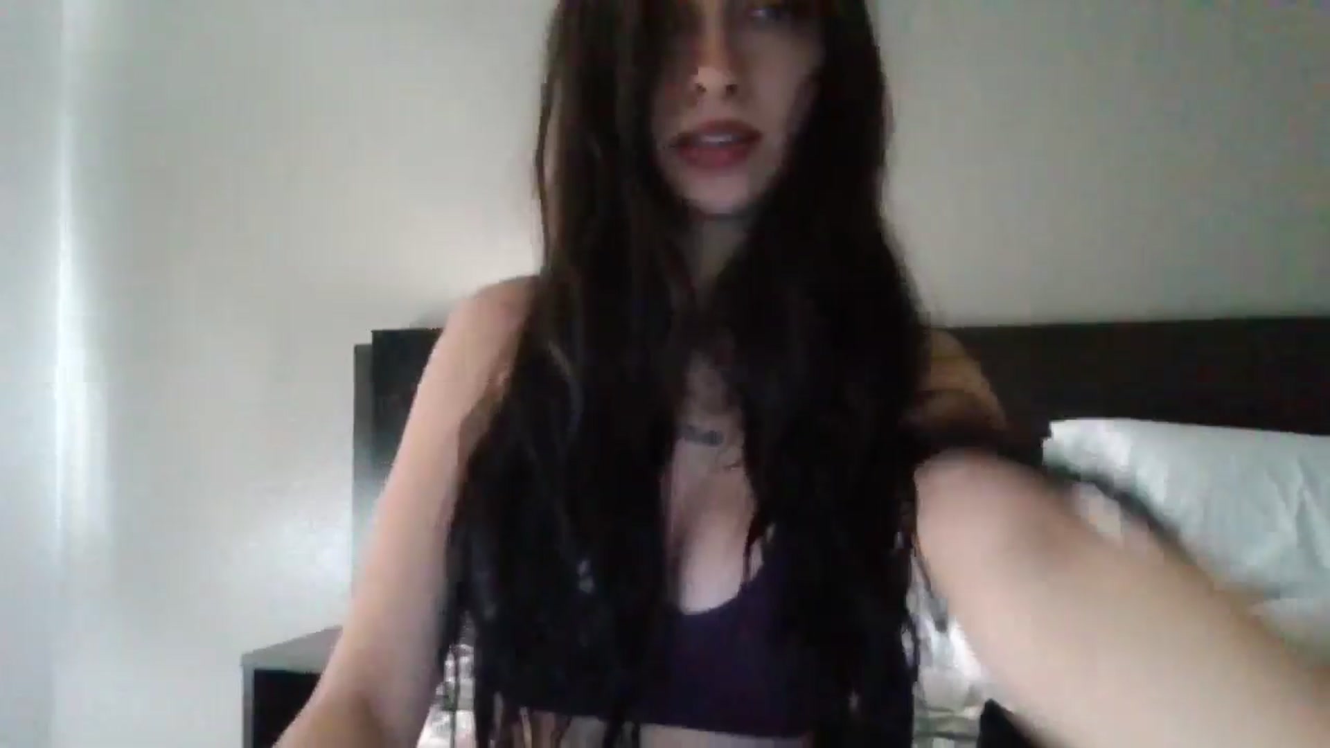 Gallery image thumbnail from BabyRain444's myfreecams stream on, 10/30/2024, 21:27 image 19 of 20