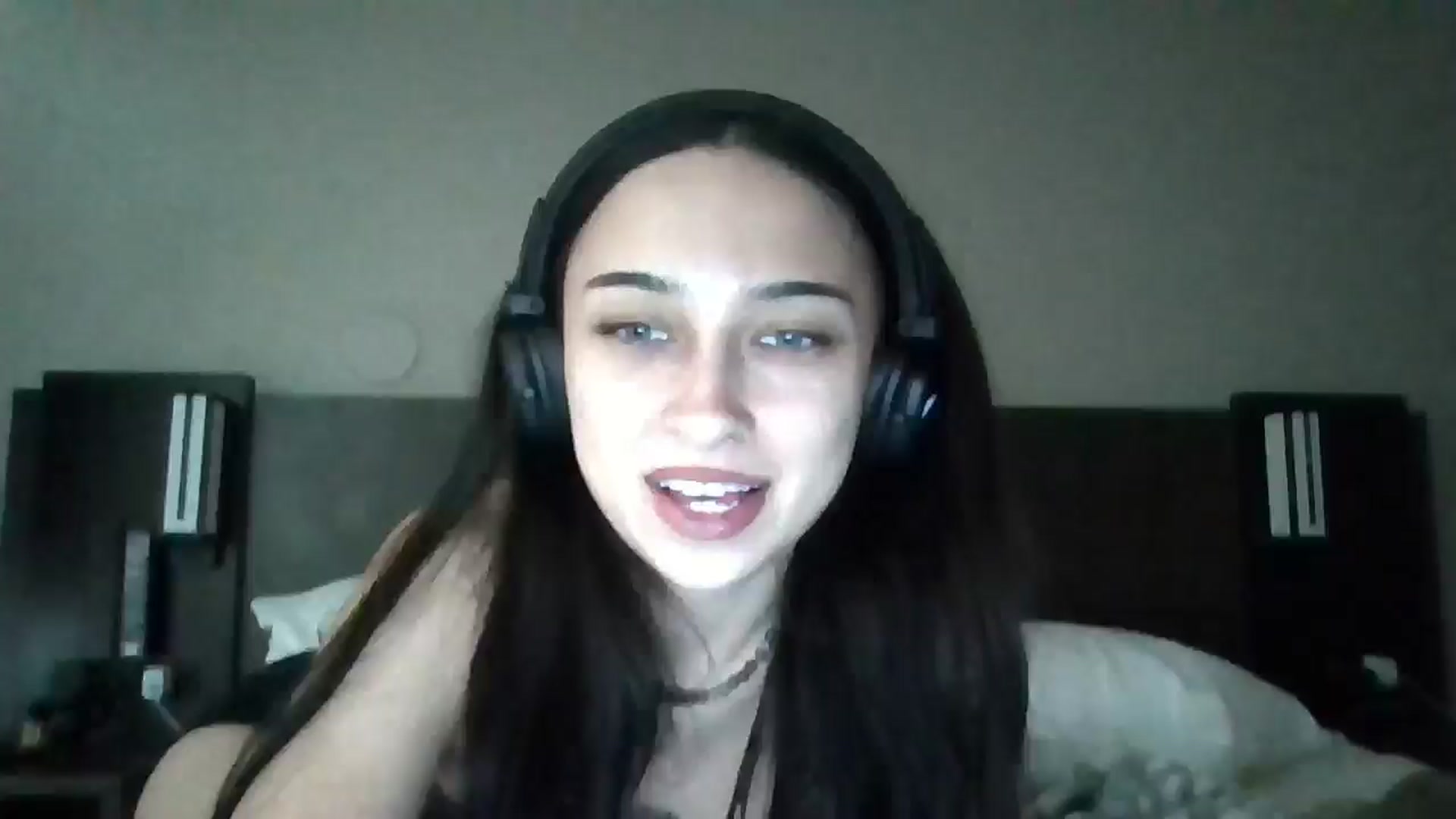 Gallery image thumbnail from BabyRain444's myfreecams stream on, 11/10/2024, 23:27 image 16 of 20
