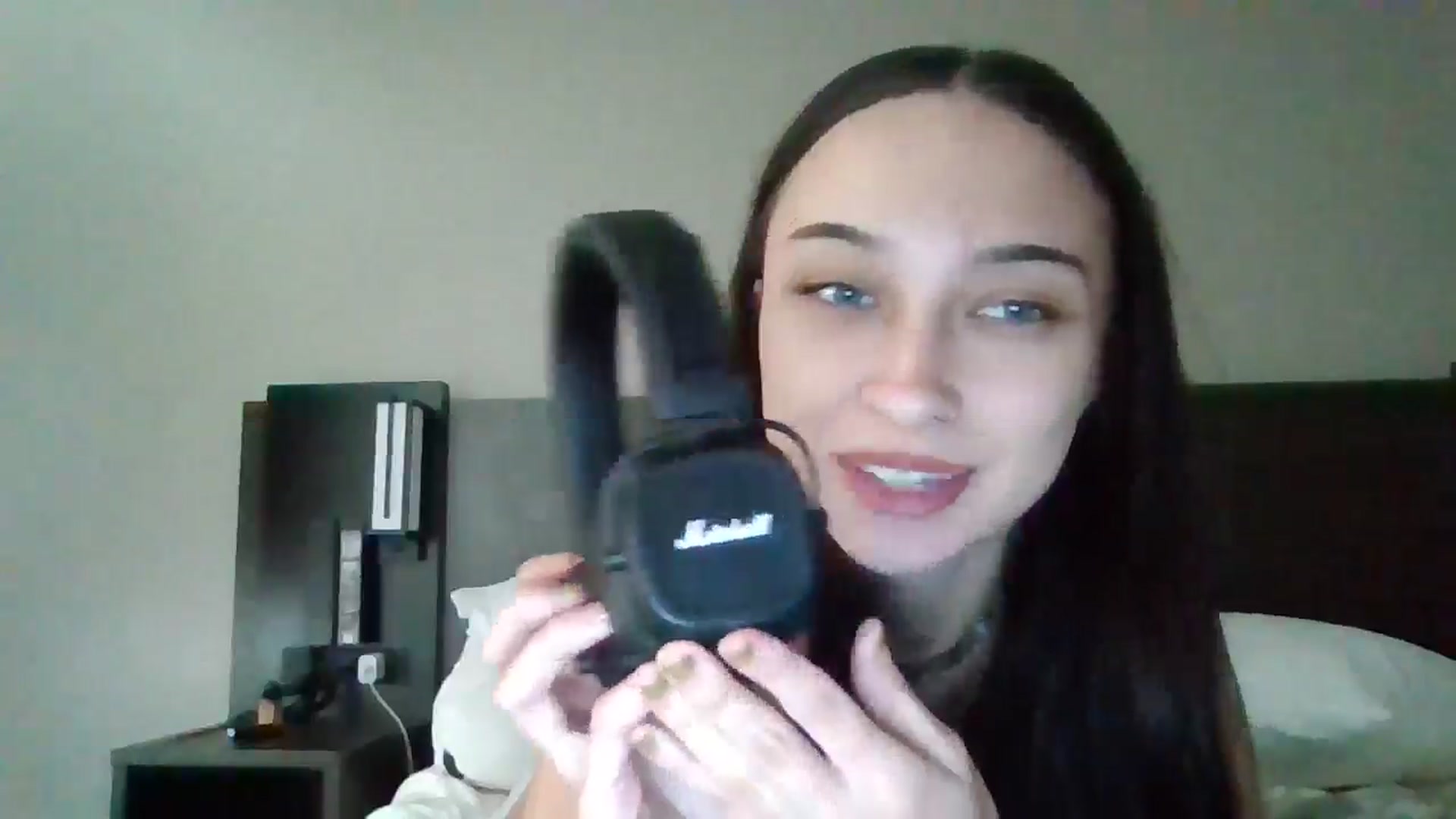 Gallery image thumbnail from BabyRain444's myfreecams stream on, 11/10/2024, 23:27 image 4 of 20