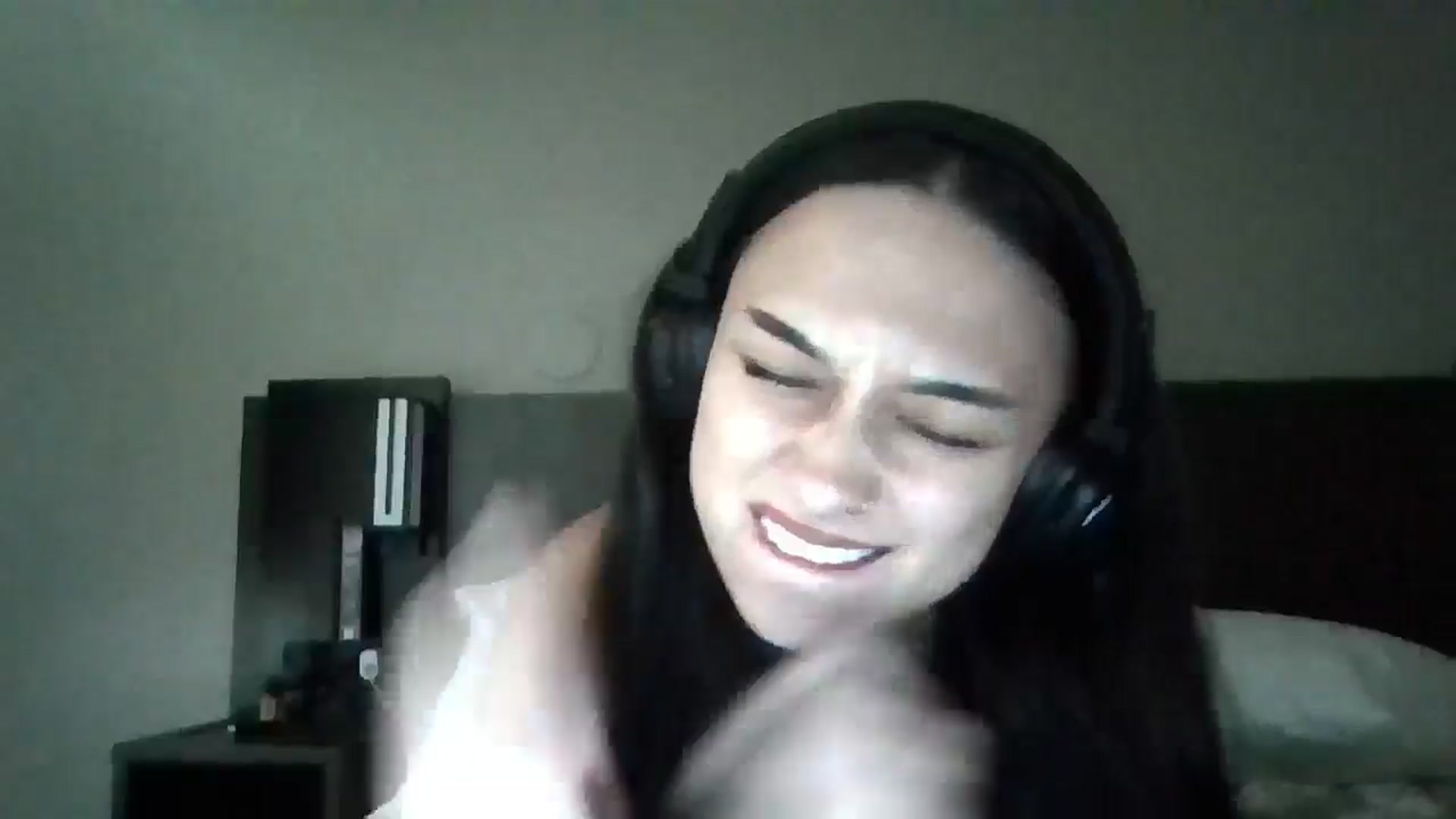 Gallery image thumbnail from BabyRain444's myfreecams stream on, 11/10/2024, 23:27 image 11 of 20