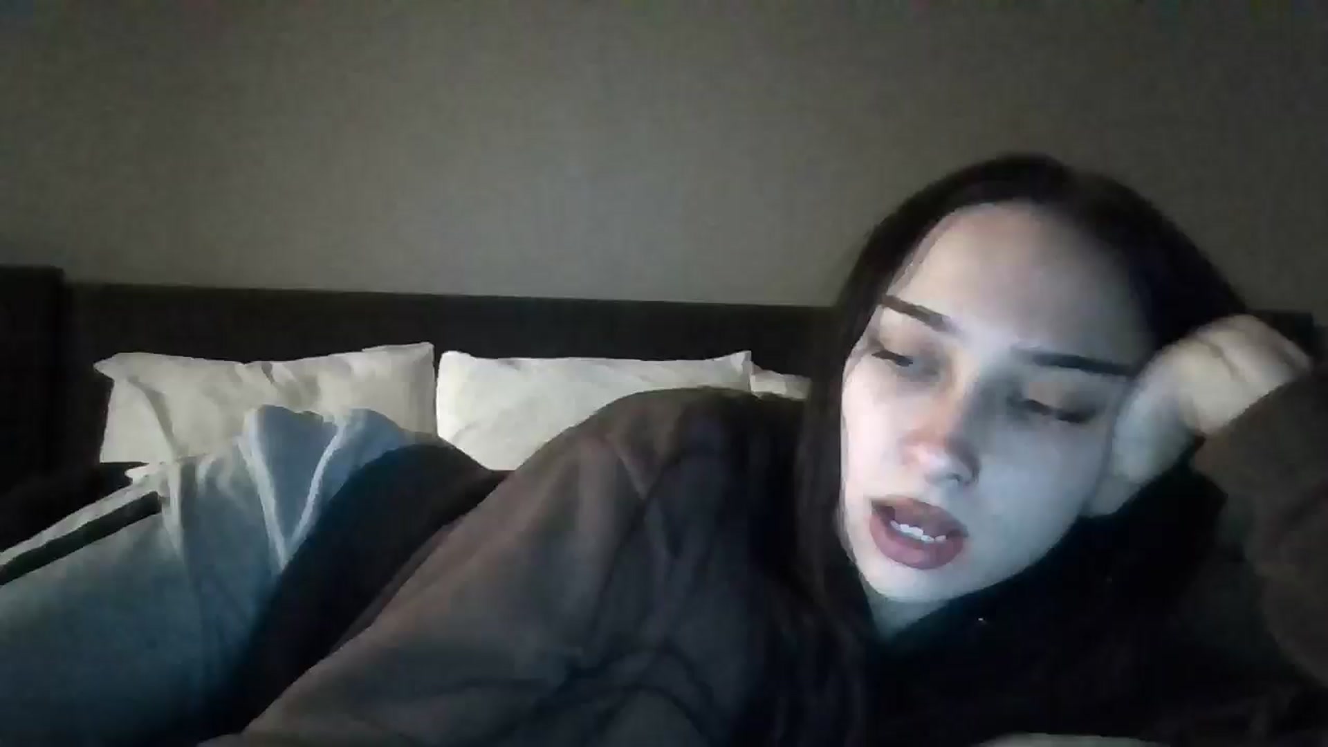 Gallery image thumbnail from BabyRain444's myfreecams stream on, 11/13/2024, 04:12 image 13 of 20