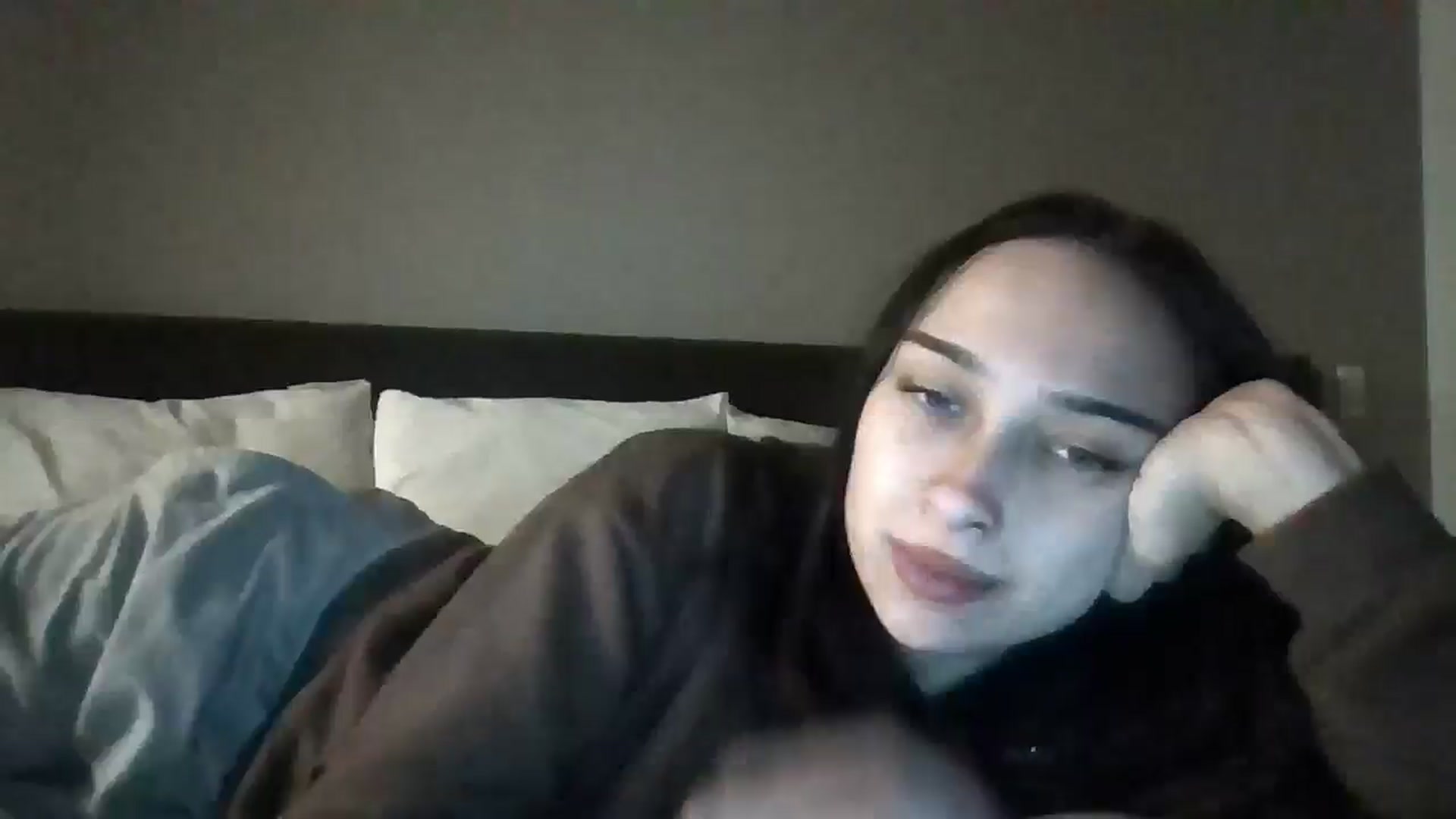 Gallery image thumbnail from BabyRain444's myfreecams stream on, 11/13/2024, 04:12 image 18 of 20