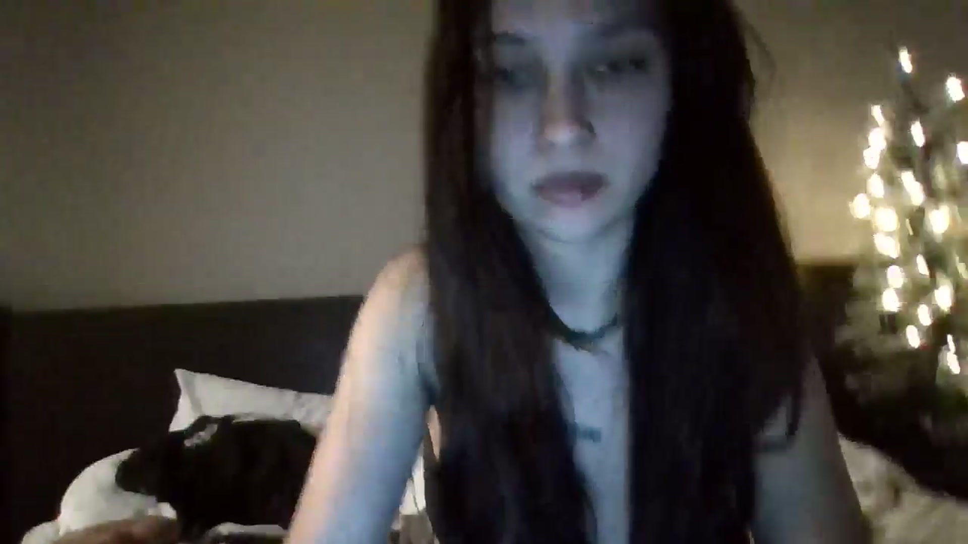 Gallery image thumbnail from BabyRain444's myfreecams stream on, 11/21/2024, 04:35 image 10 of 20