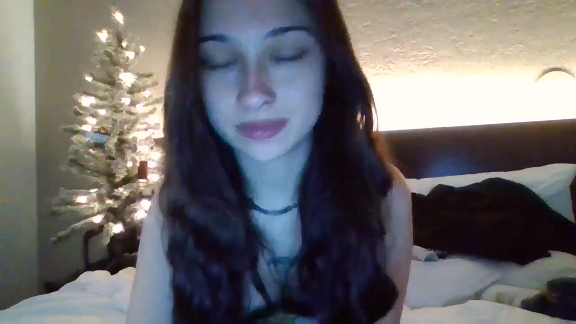 Gallery image thumbnail from BabyRain444's myfreecams stream on, 12/06/2024, 03:00 image 6 of 20