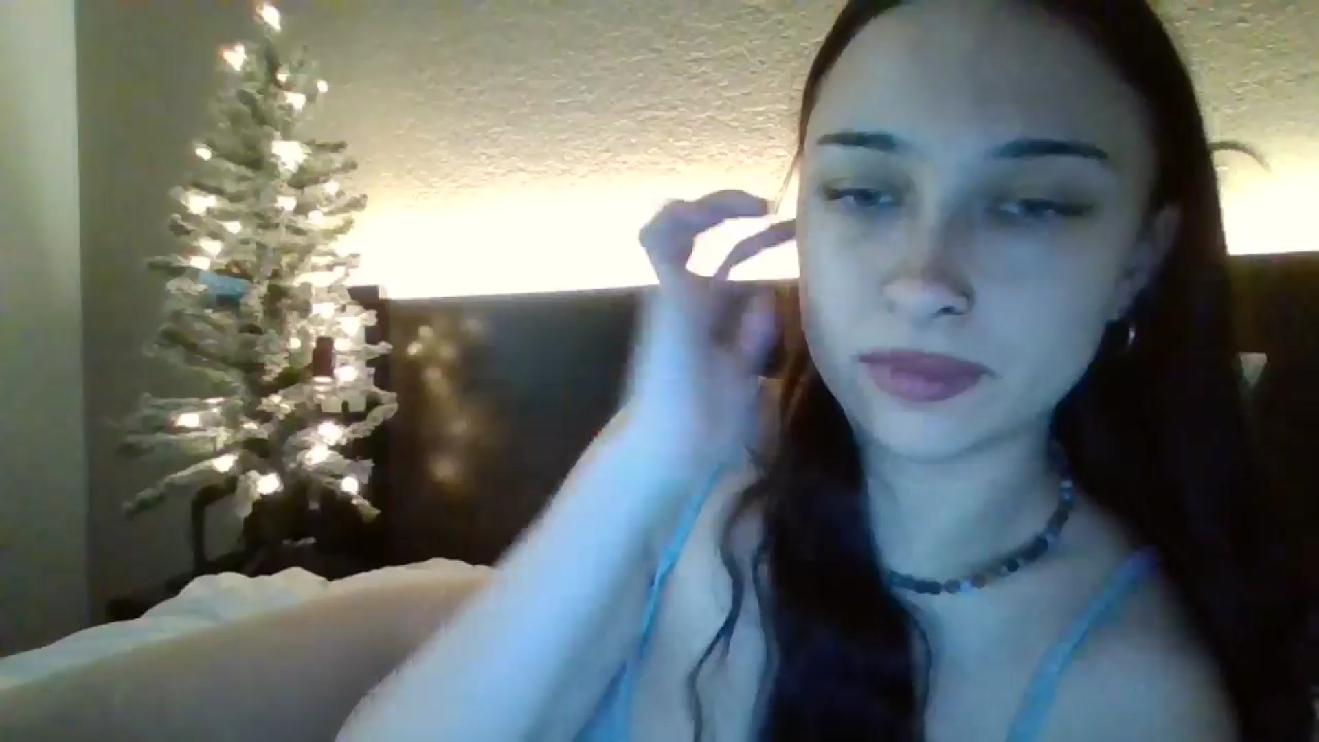 Gallery image thumbnail from BabyRain444's myfreecams stream on, 12/06/2024, 03:00 image 14 of 20