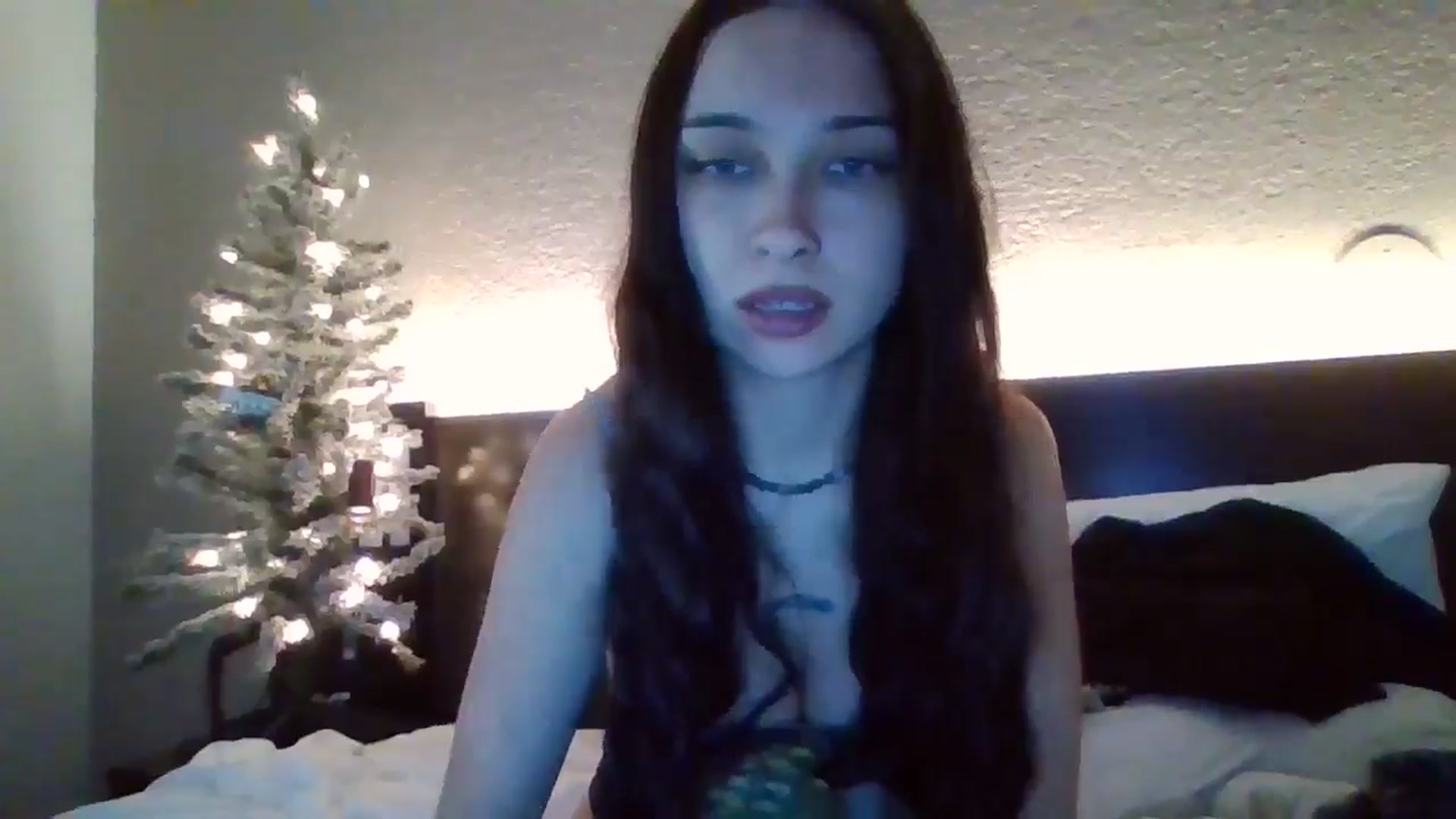 Gallery image thumbnail from BabyRain444's myfreecams stream on, 12/06/2024, 03:00 image 3 of 20