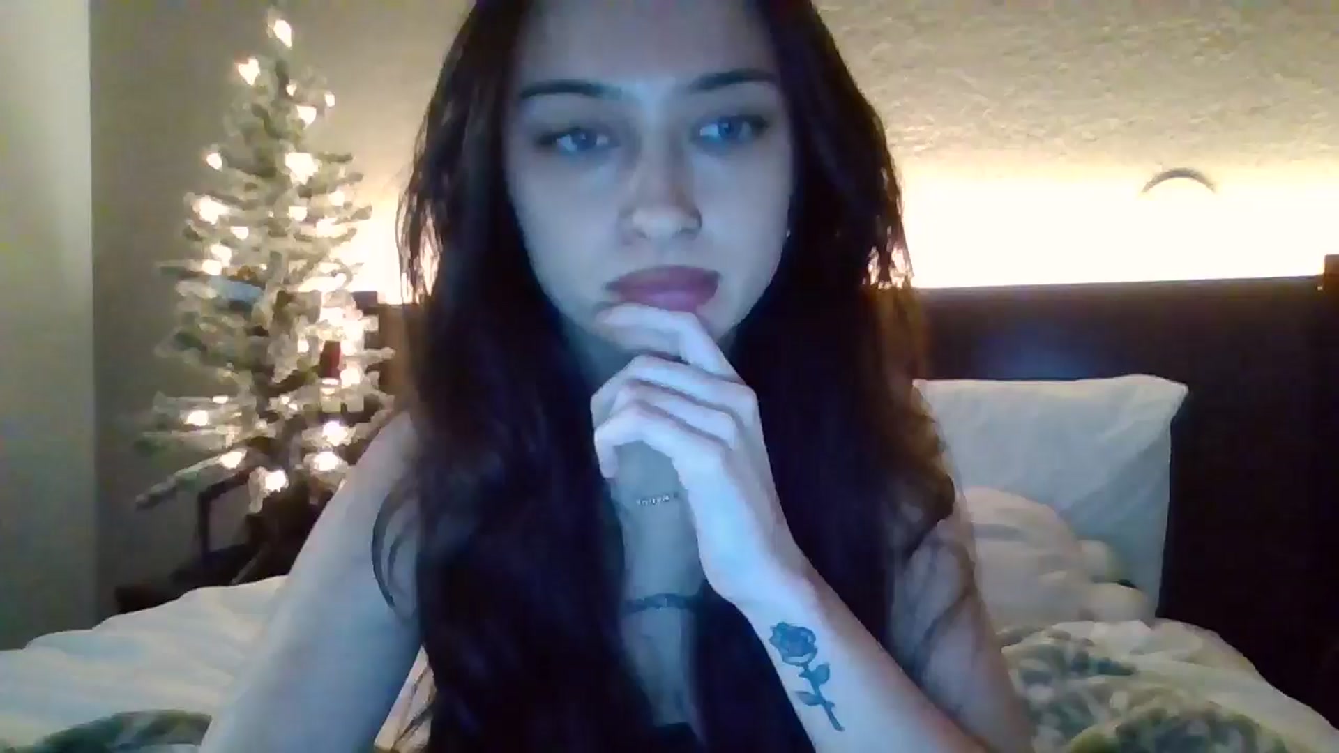 Gallery image thumbnail from BabyRain444's myfreecams stream on, 12/07/2024, 03:59 image 15 of 20