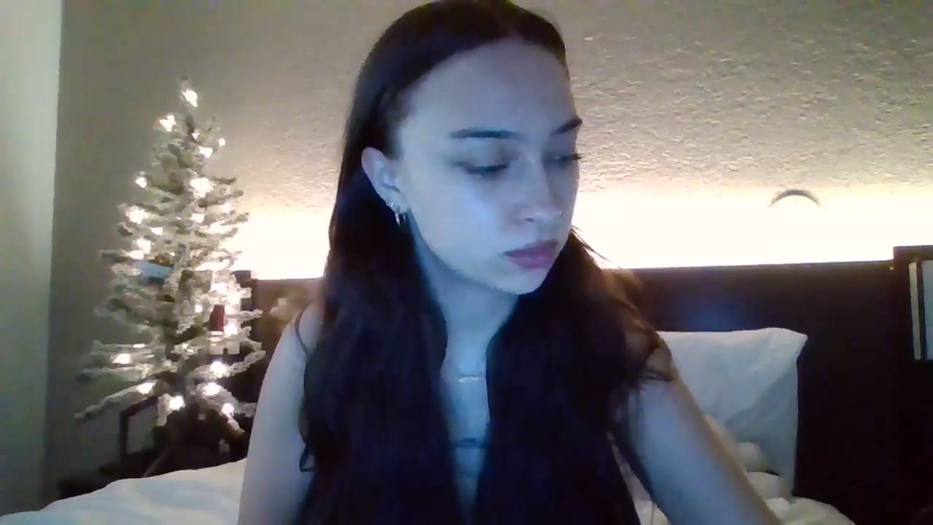 Gallery image thumbnail from BabyRain444's myfreecams stream on, 12/07/2024, 03:59 image 13 of 20