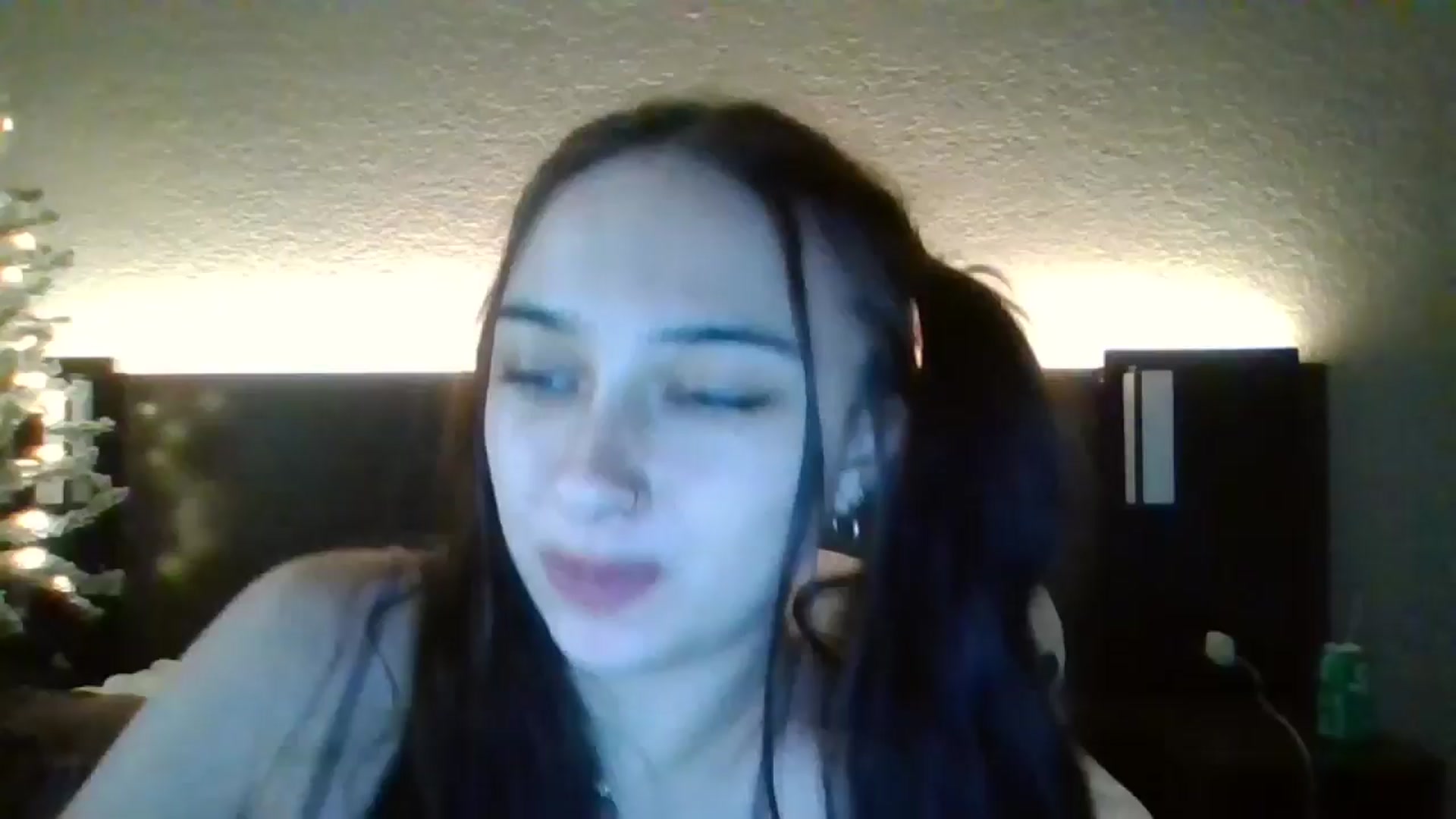 Gallery image thumbnail from BabyRain444's myfreecams stream on, 12/12/2024, 02:38 image 15 of 20