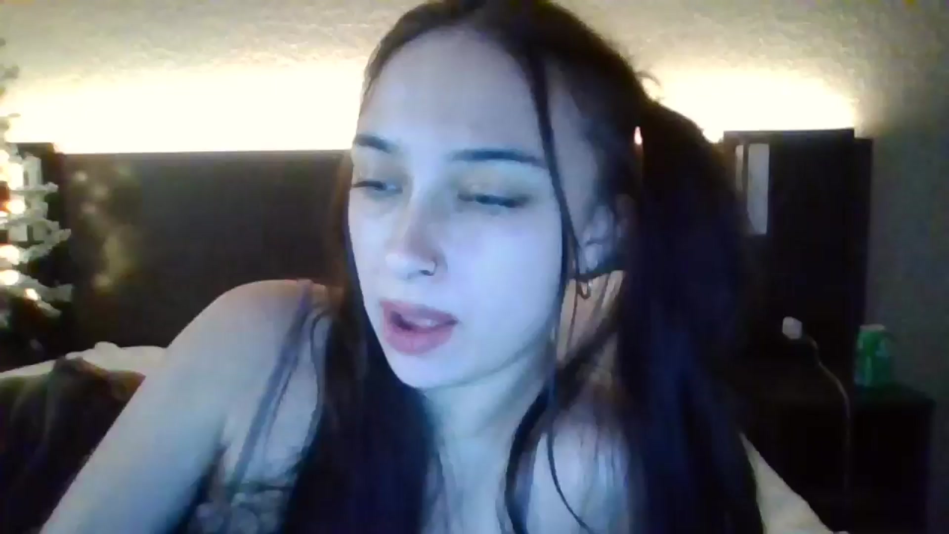 Gallery image thumbnail from BabyRain444's myfreecams stream on, 12/12/2024, 02:38 image 12 of 20