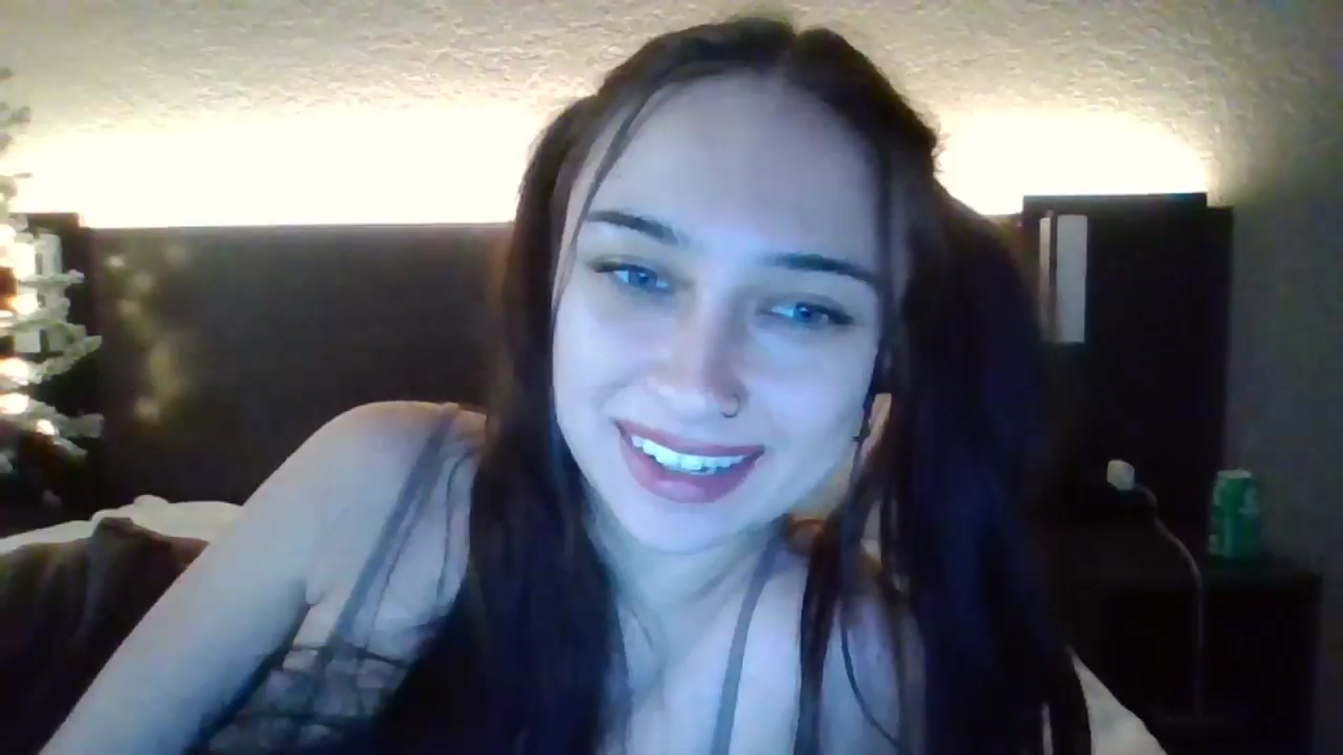 Gallery image thumbnail from BabyRain444's myfreecams stream on, 12/12/2024, 02:38 image 13 of 20