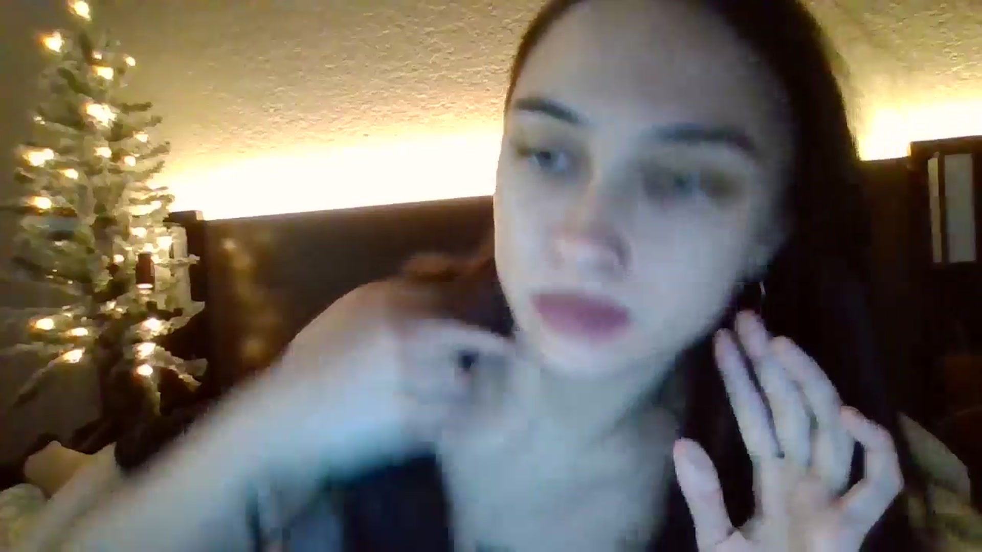 Gallery image thumbnail from BabyRain444's myfreecams stream on, 12/20/2024, 03:11 image 5 of 20