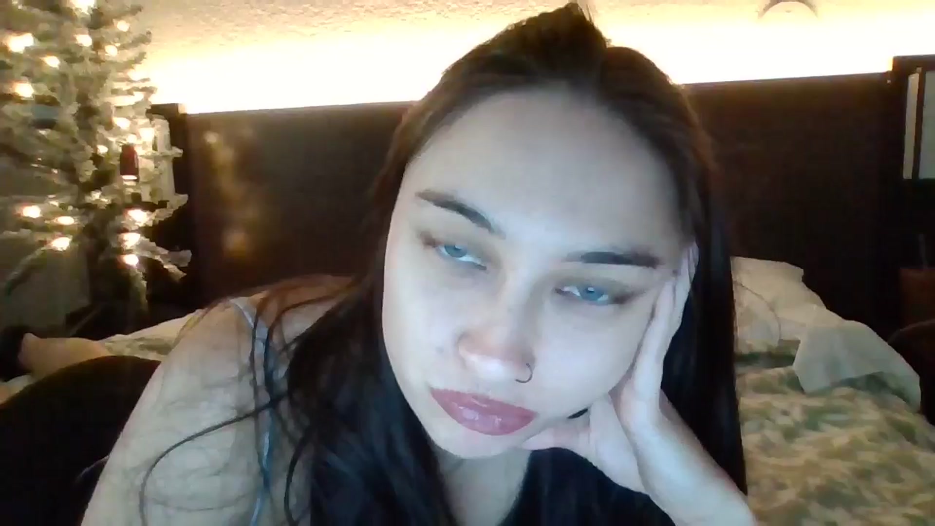Gallery image thumbnail from BabyRain444's myfreecams stream on, 12/20/2024, 03:11 image 11 of 20