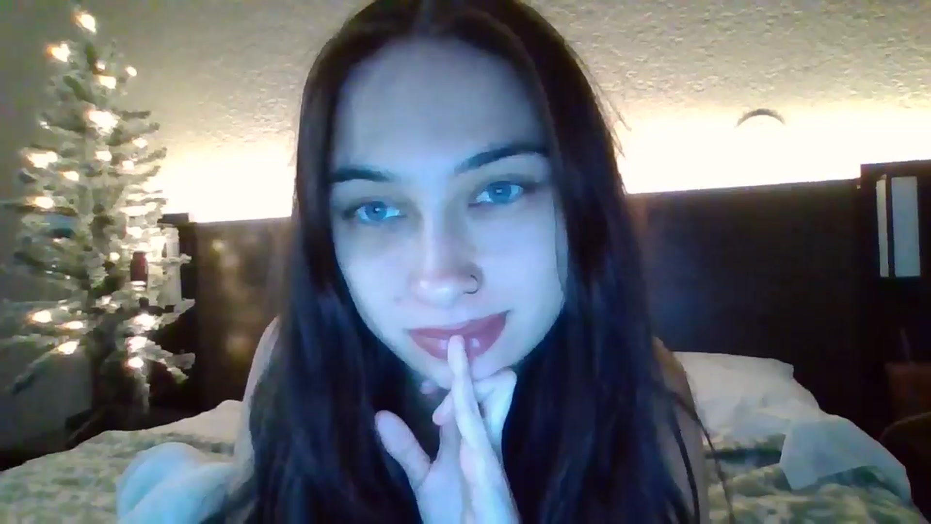 Gallery image thumbnail from BabyRain444's myfreecams stream on, 12/20/2024, 03:11 image 2 of 20