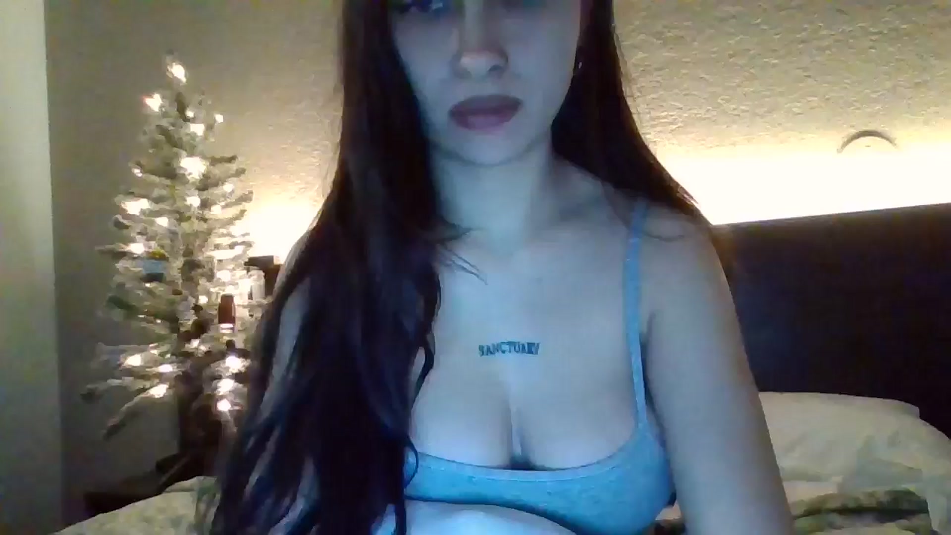 Gallery image thumbnail from BabyRain444's myfreecams stream on, 12/20/2024, 03:34 image 7 of 20