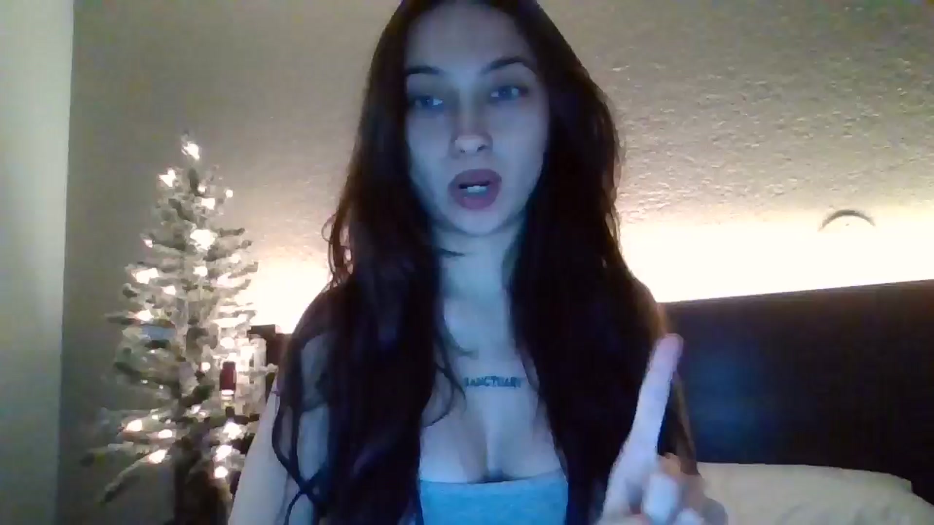 Gallery image thumbnail from BabyRain444's myfreecams stream on, 12/20/2024, 03:34 image 14 of 20