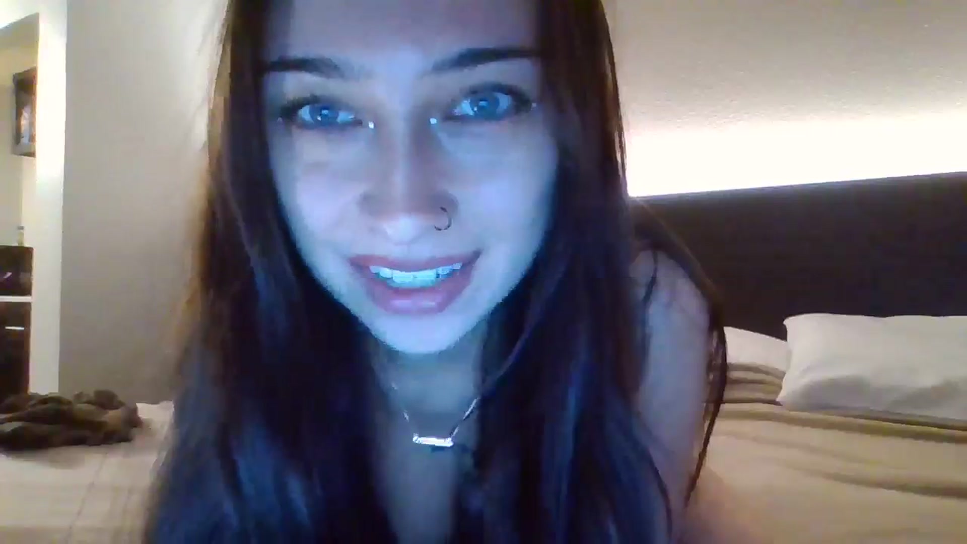 Gallery image thumbnail from BabyRain444's myfreecams stream on, 01/04/2025, 01:33 image 8 of 20