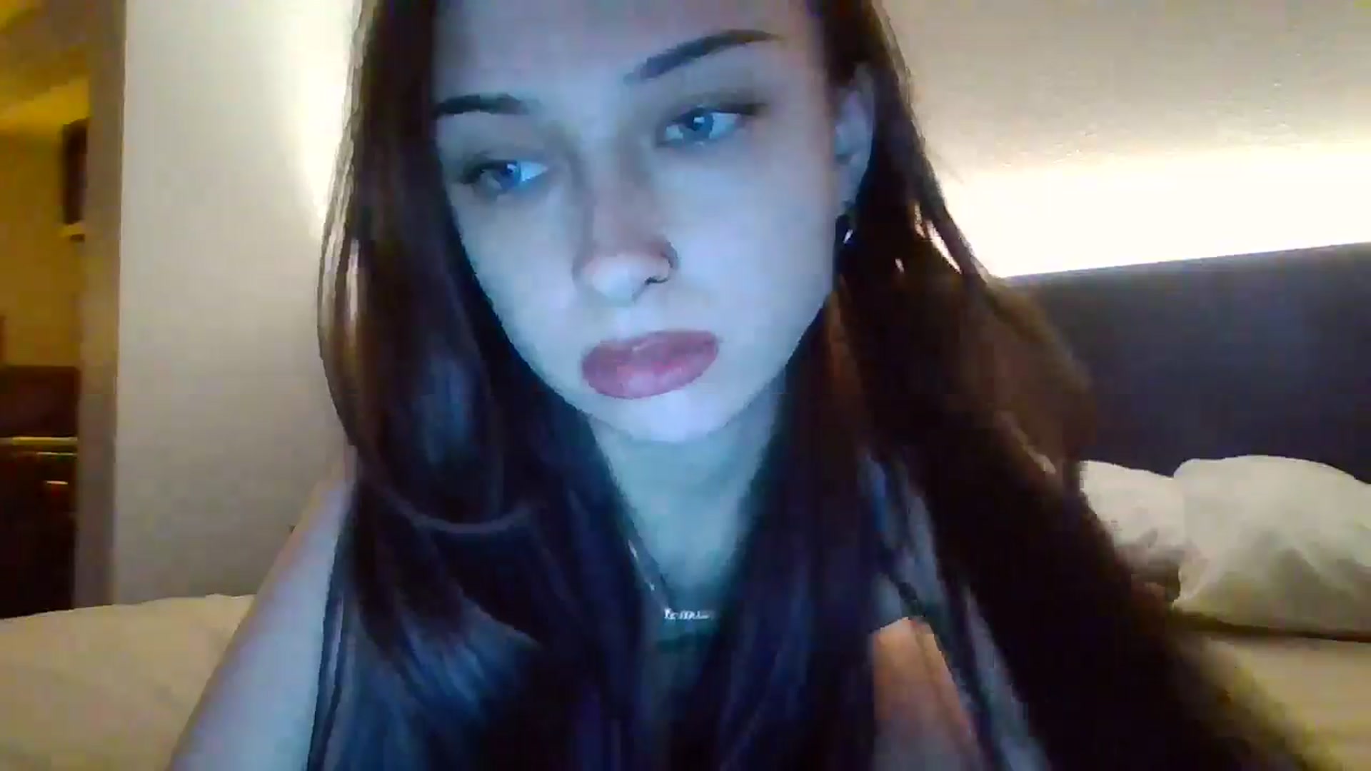 Gallery image thumbnail from BabyRain444's myfreecams stream on, 01/07/2025, 06:23 image 15 of 20