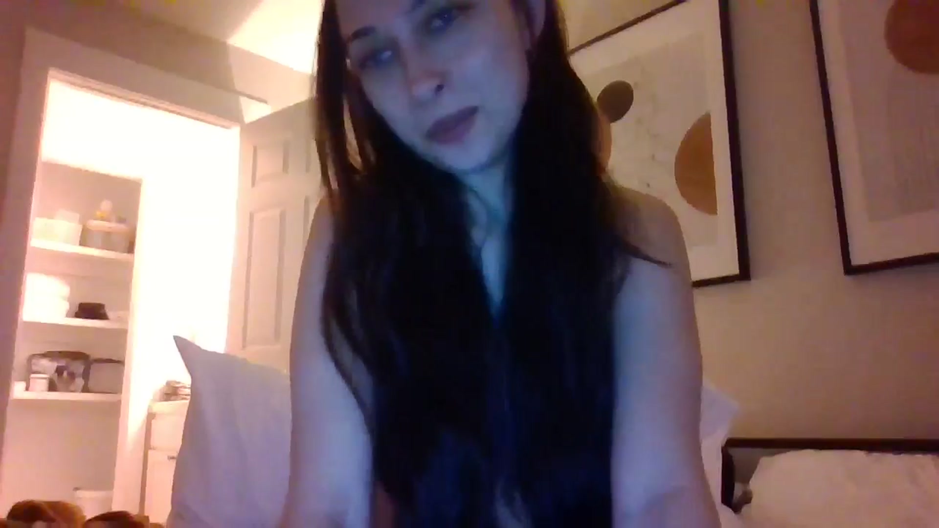 Gallery image thumbnail from BabyRain444's myfreecams stream on, 02/02/2025, 23:42 image 9 of 20