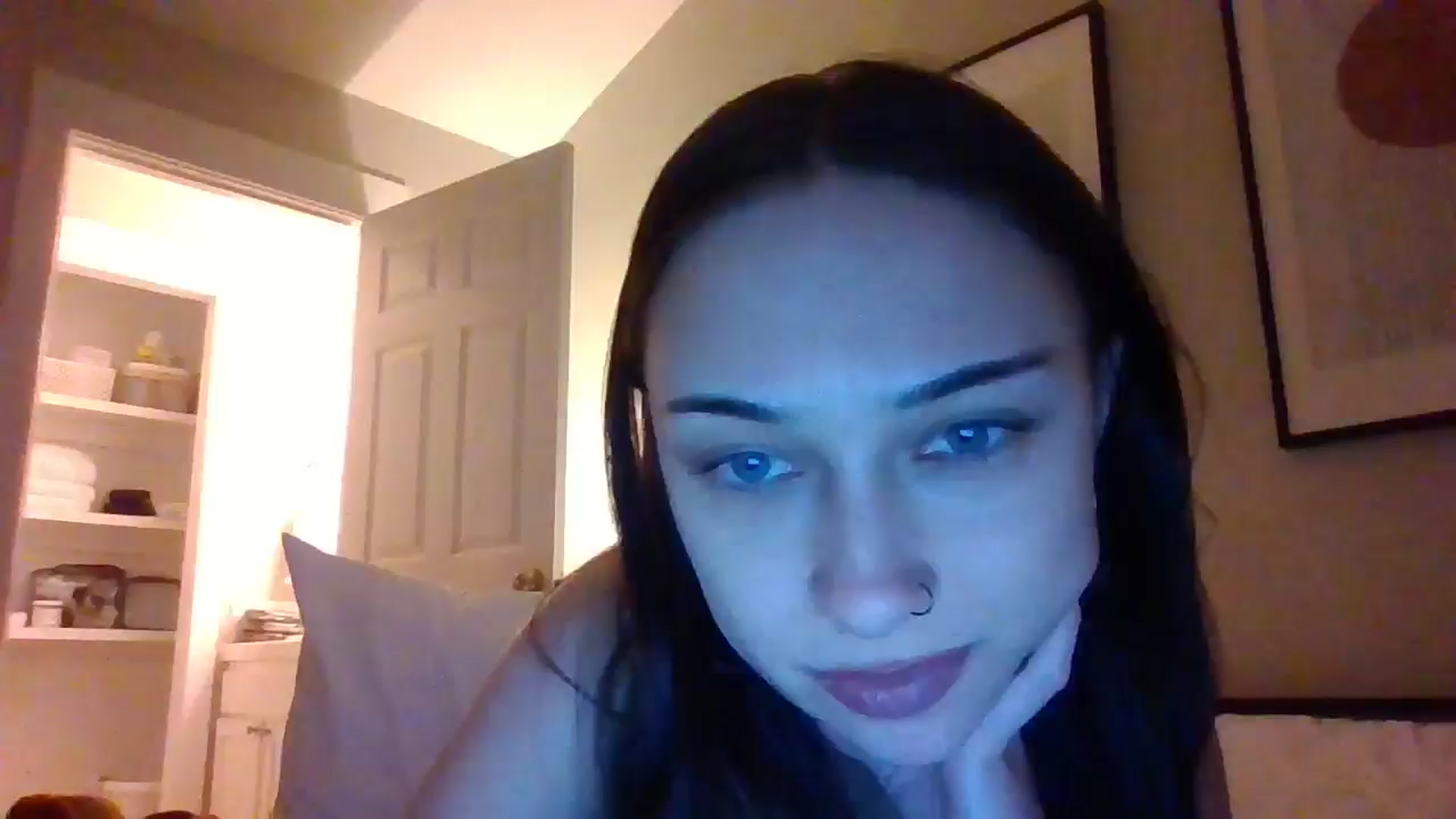 Gallery image thumbnail from BabyRain444's myfreecams stream on, 02/02/2025, 23:42 image 19 of 20