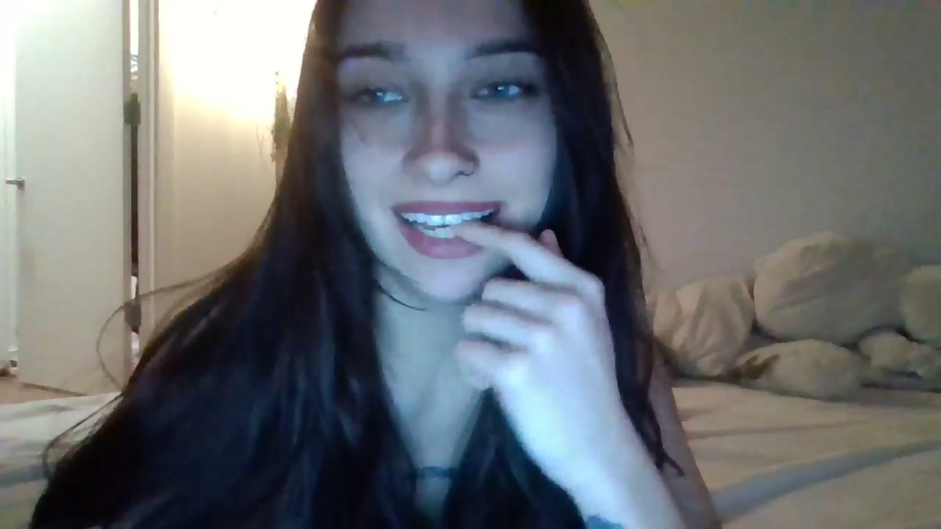 Gallery image thumbnail from BabyRain444's myfreecams stream on, 04/10/2025, 08:21 image 12 of 20