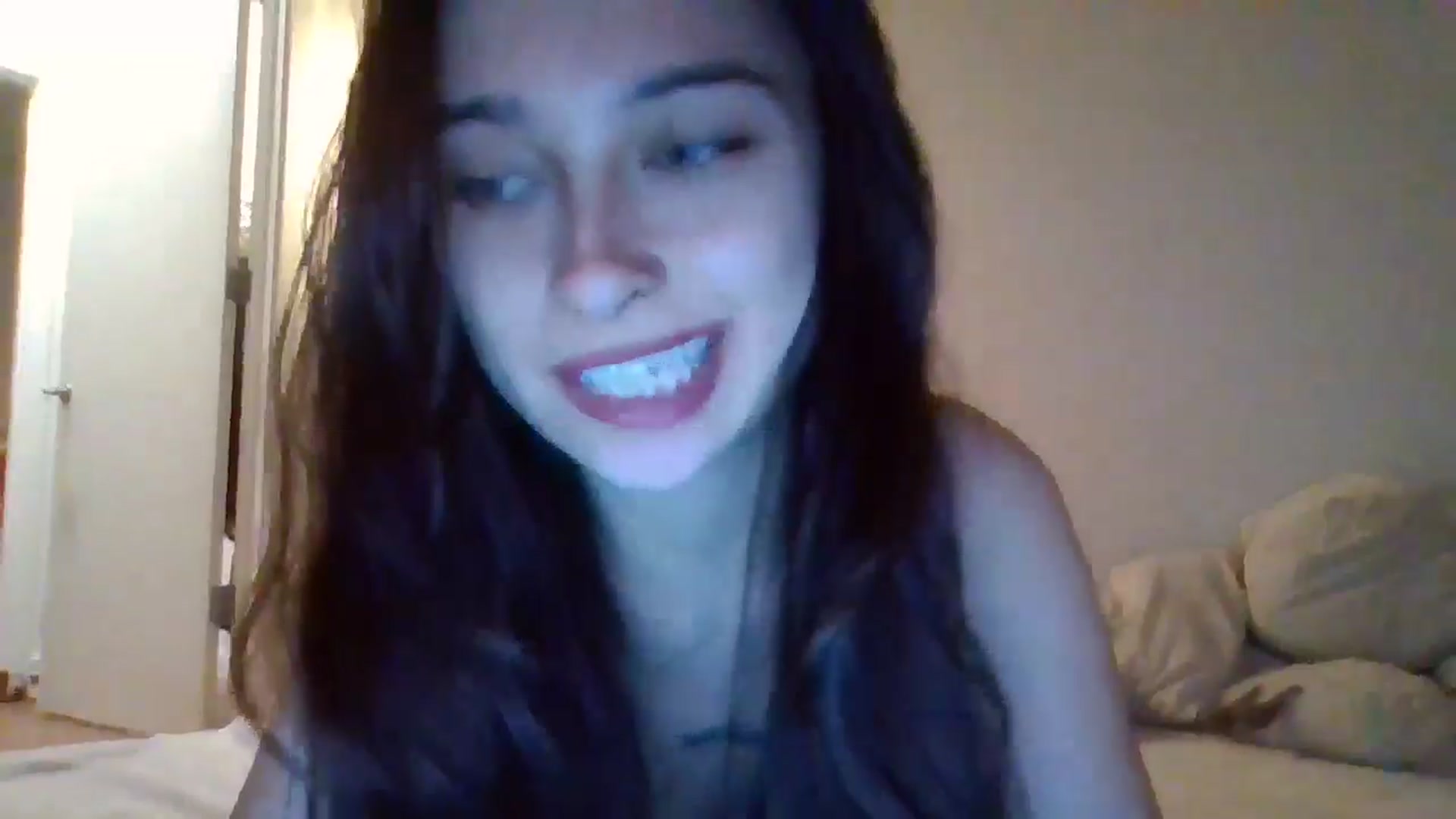 Gallery image thumbnail from BabyRain444's myfreecams stream on, 04/10/2025, 08:21 image 14 of 20