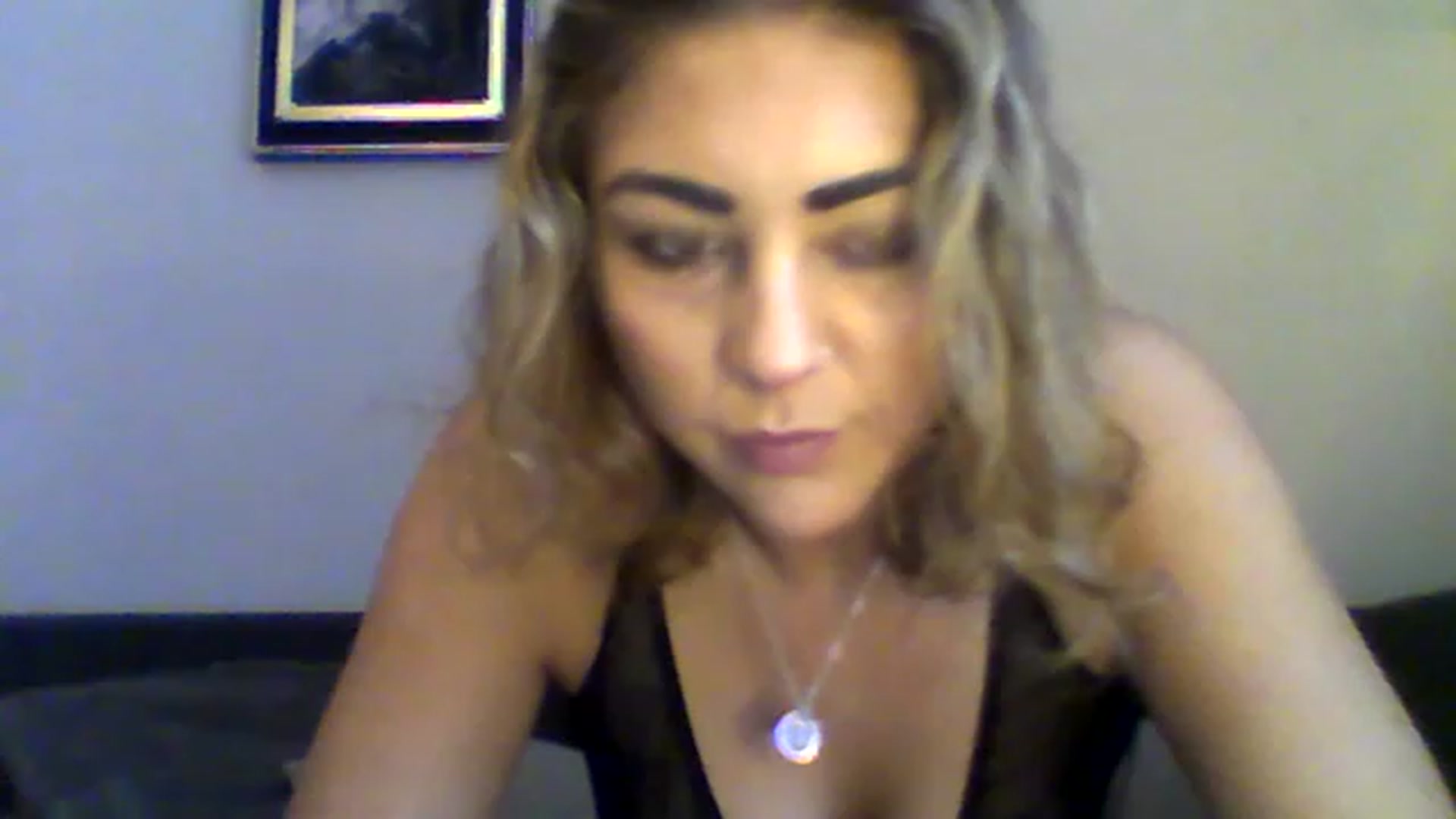 Gallery image thumbnail from BabyRoxoxox's myfreecams stream on, 03/29/2023, 10:18 image 2 of 20