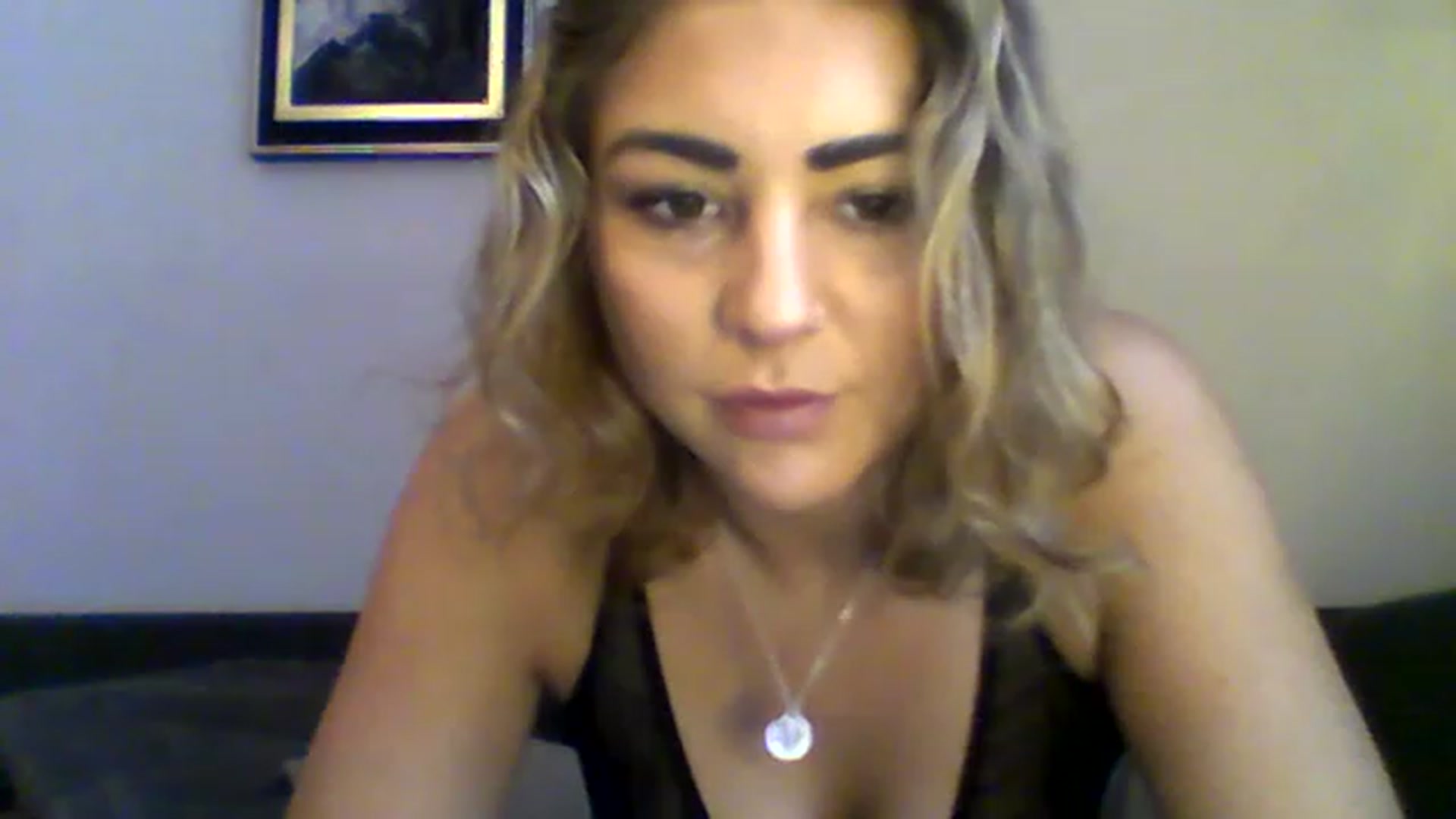 Gallery image thumbnail from BabyRoxoxox's myfreecams stream on, 03/29/2023, 10:18 image 3 of 20