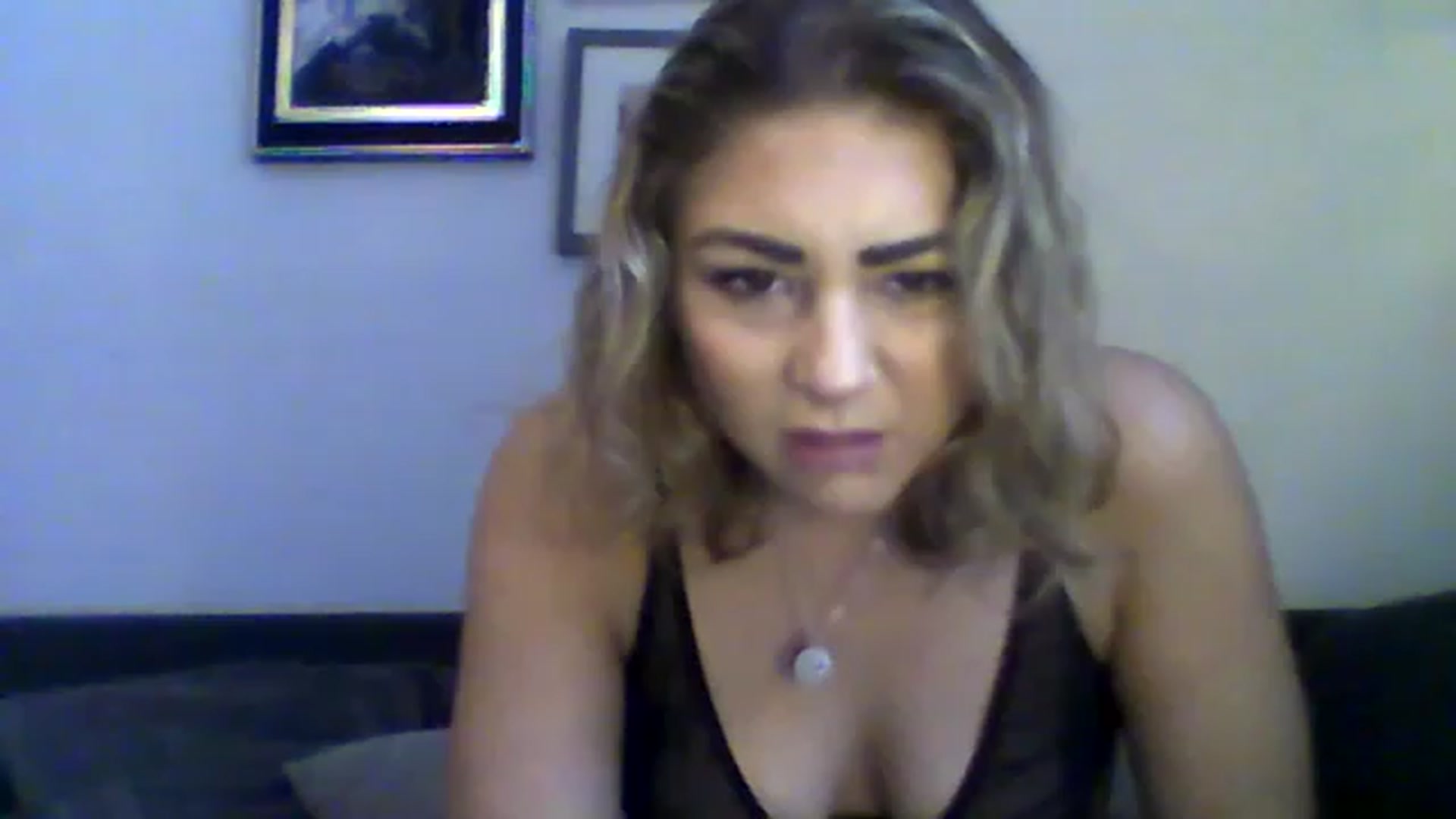 Gallery image thumbnail from BabyRoxoxox's myfreecams stream on, 03/29/2023, 10:18 image 1 of 20