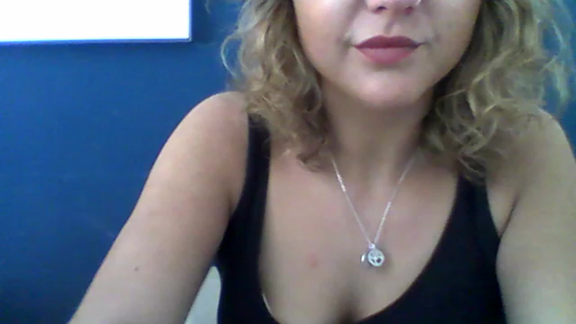 Gallery image thumbnail from BabyRoxoxox's myfreecams stream on, 03/30/2023, 10:45 image 1 of 20