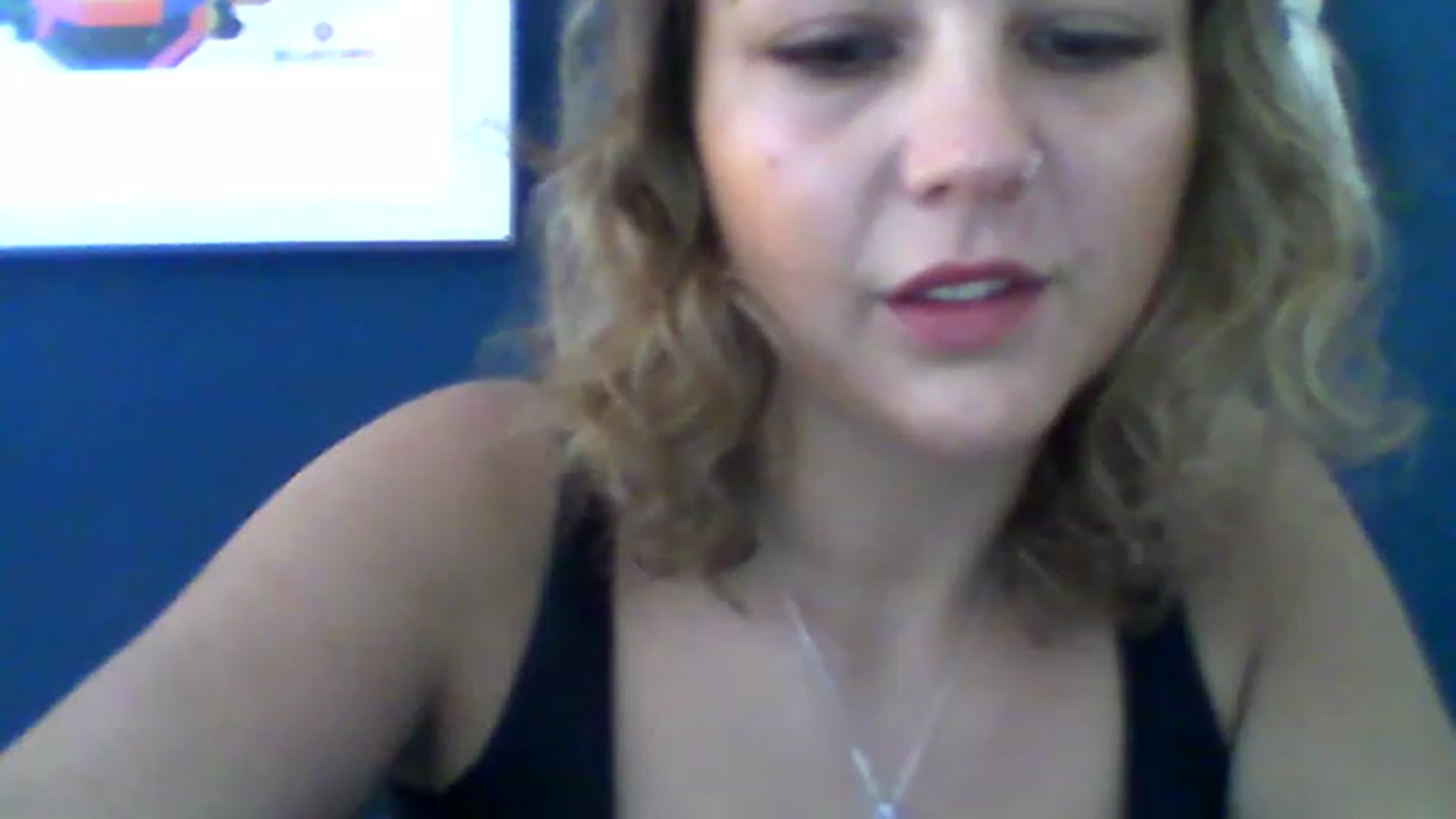 Gallery image thumbnail from BabyRoxoxox's myfreecams stream on, 03/30/2023, 10:45 image 19 of 20