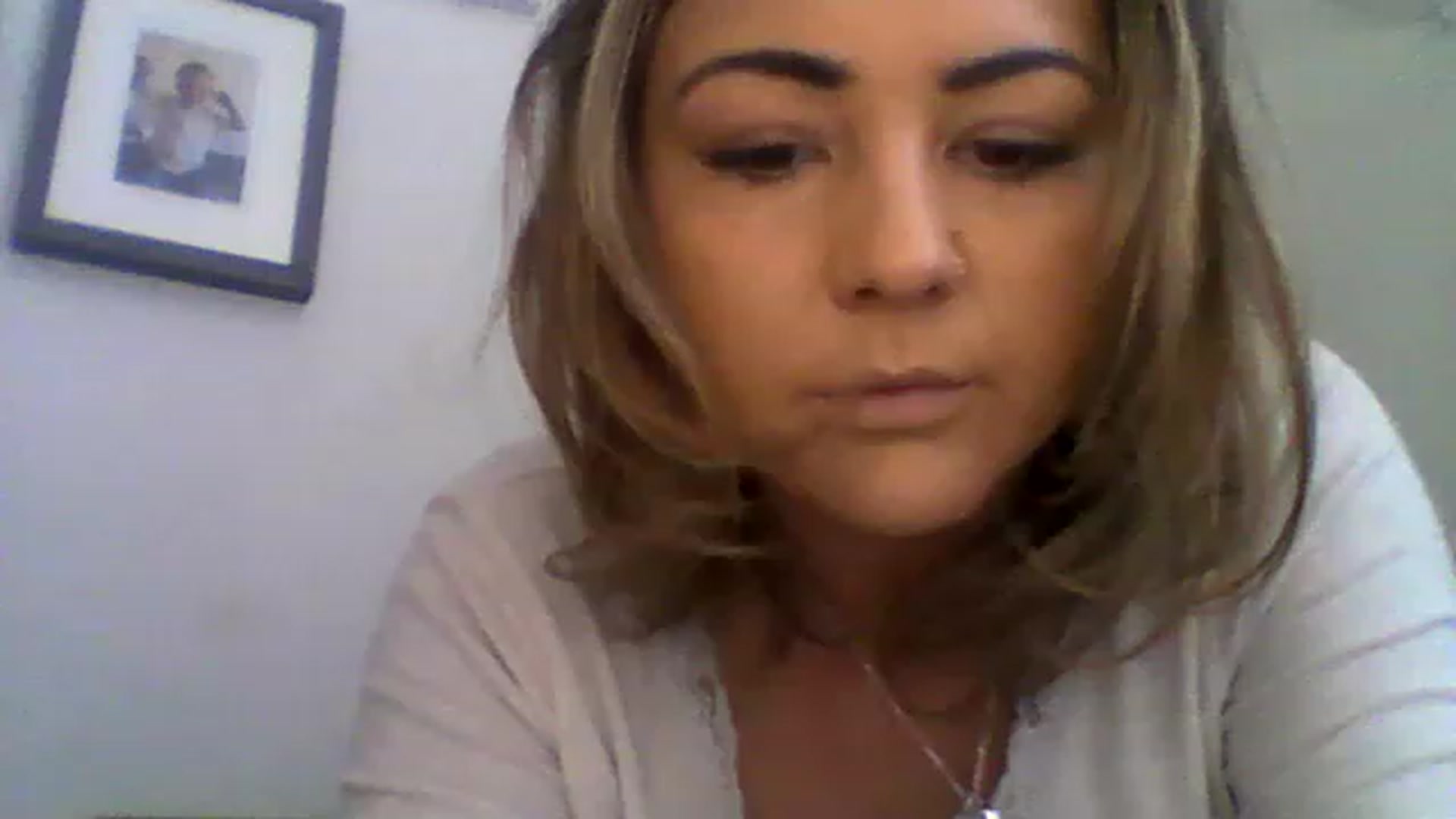 Gallery image thumbnail from BabyRoxoxox's myfreecams stream on, 04/03/2023, 11:50 image 2 of 20