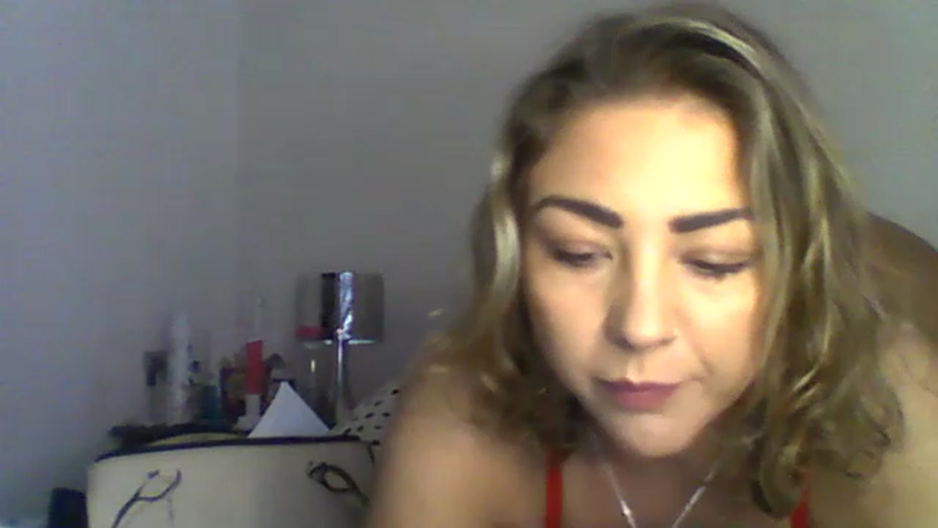 Gallery image thumbnail from BabyRoxoxox's myfreecams stream on, 04/17/2023, 09:50 image 10 of 20