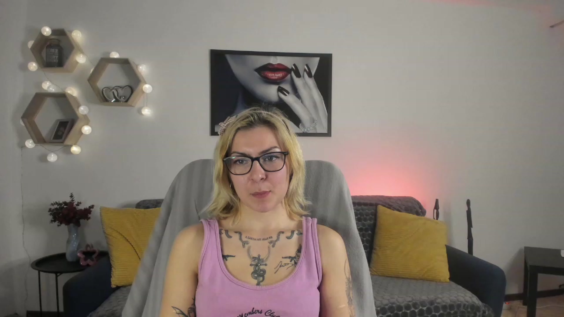 Gallery image thumbnail from Baby_Brynn18's myfreecams stream on, 04/05/2023, 20:55 image 12 of 20