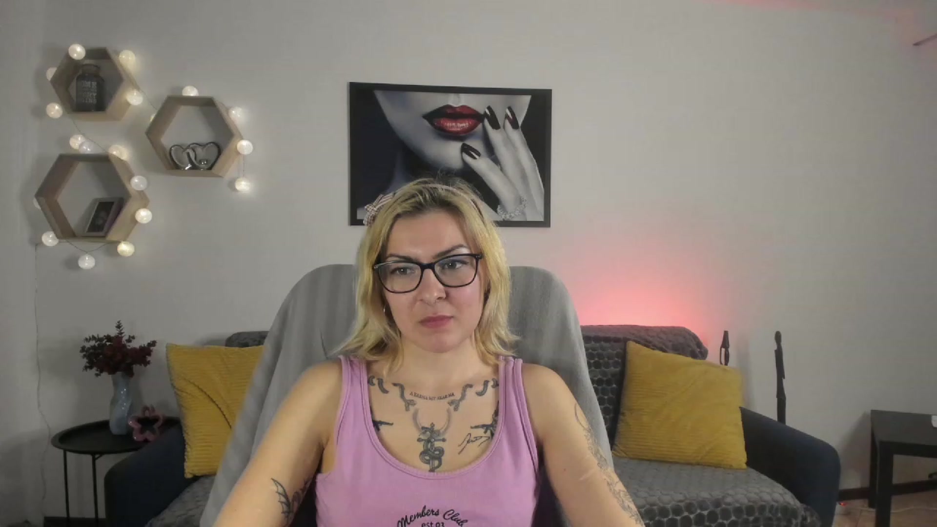 Gallery image thumbnail from Baby_Brynn18's myfreecams stream on, 04/05/2023, 20:55 image 10 of 20